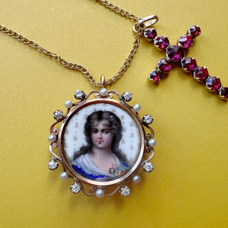 Victorian 18K gold young lady miniature habillée pendant brooch