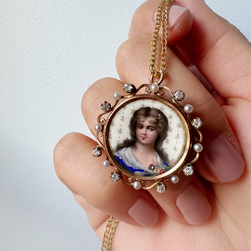 Victorian 18K gold young lady miniature habillée pendant brooch