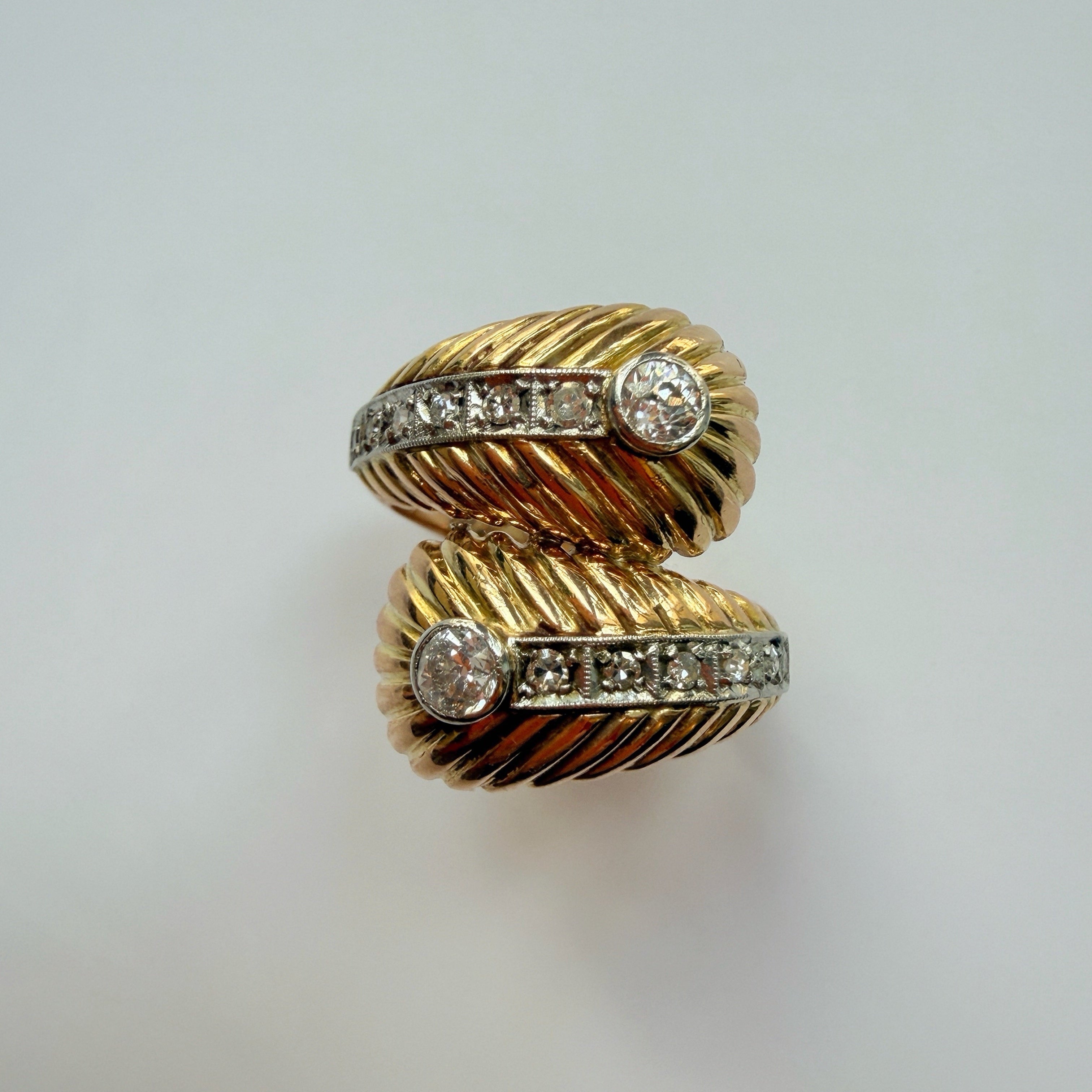 Vintage Retro Mid-Century 18K Gold Diamond Feather Ring