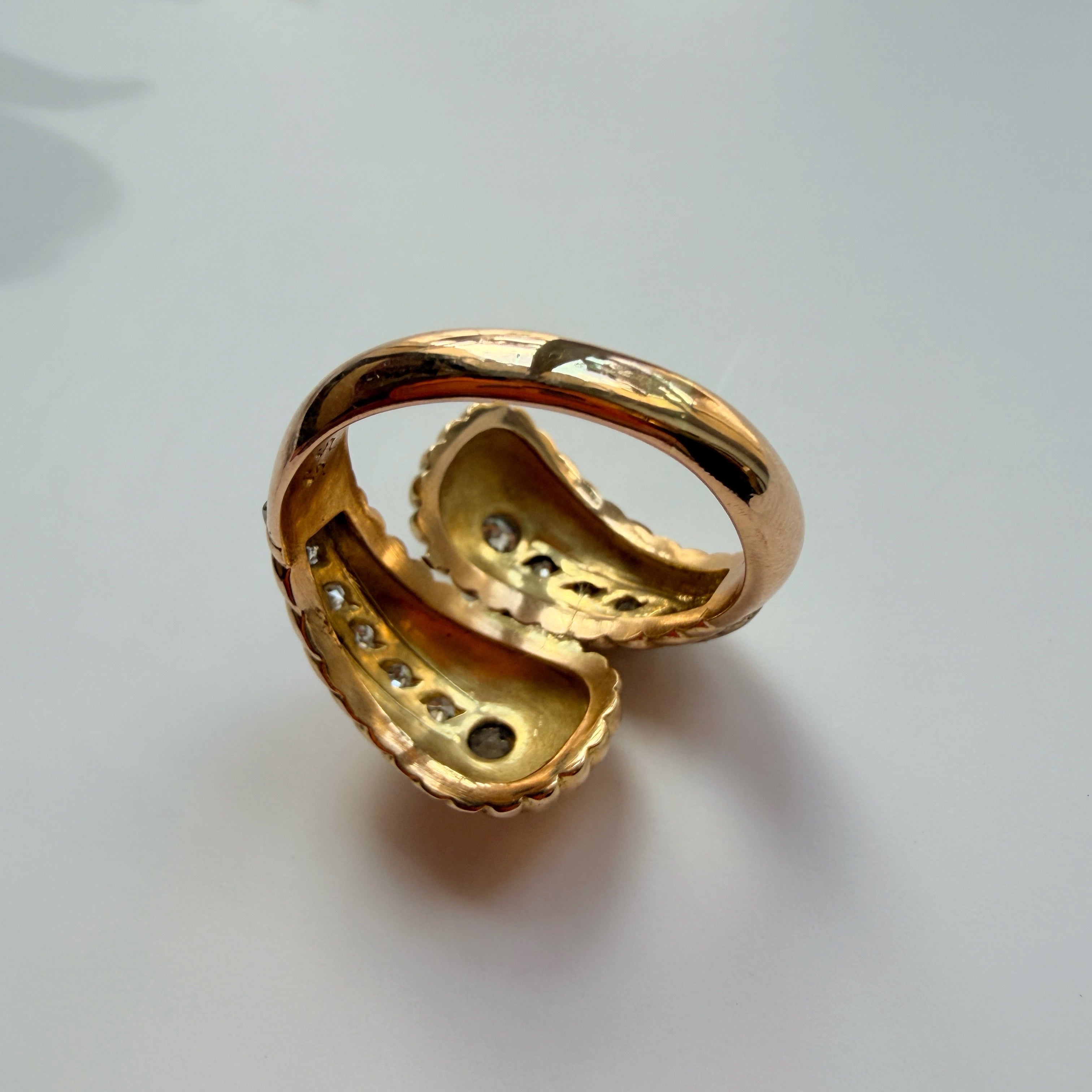 Vintage Retro Mid-Century 18K Gold Diamond Feather Ring