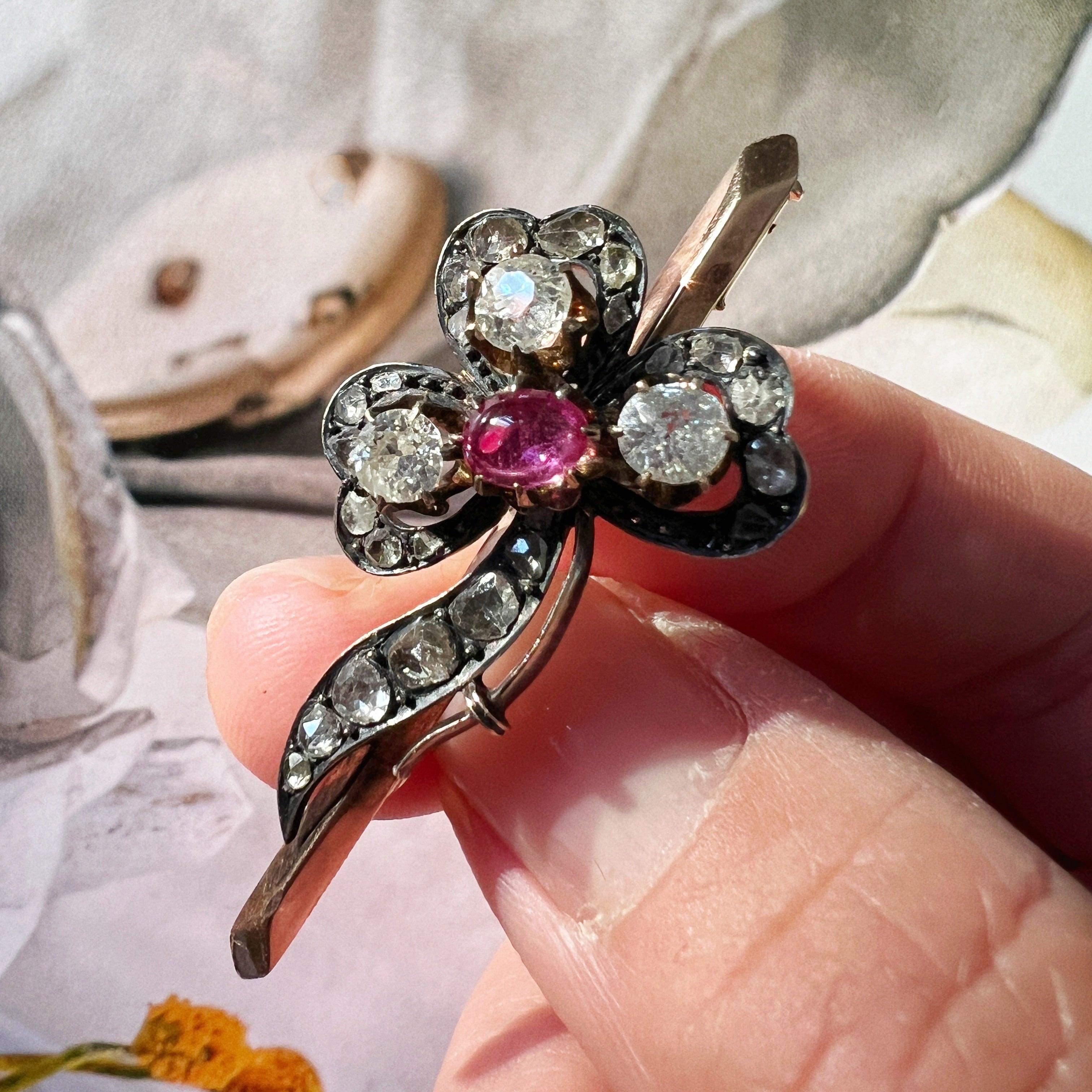 Victorian era 14k gold diamond ruby shamrock brooch - Curiously timeless