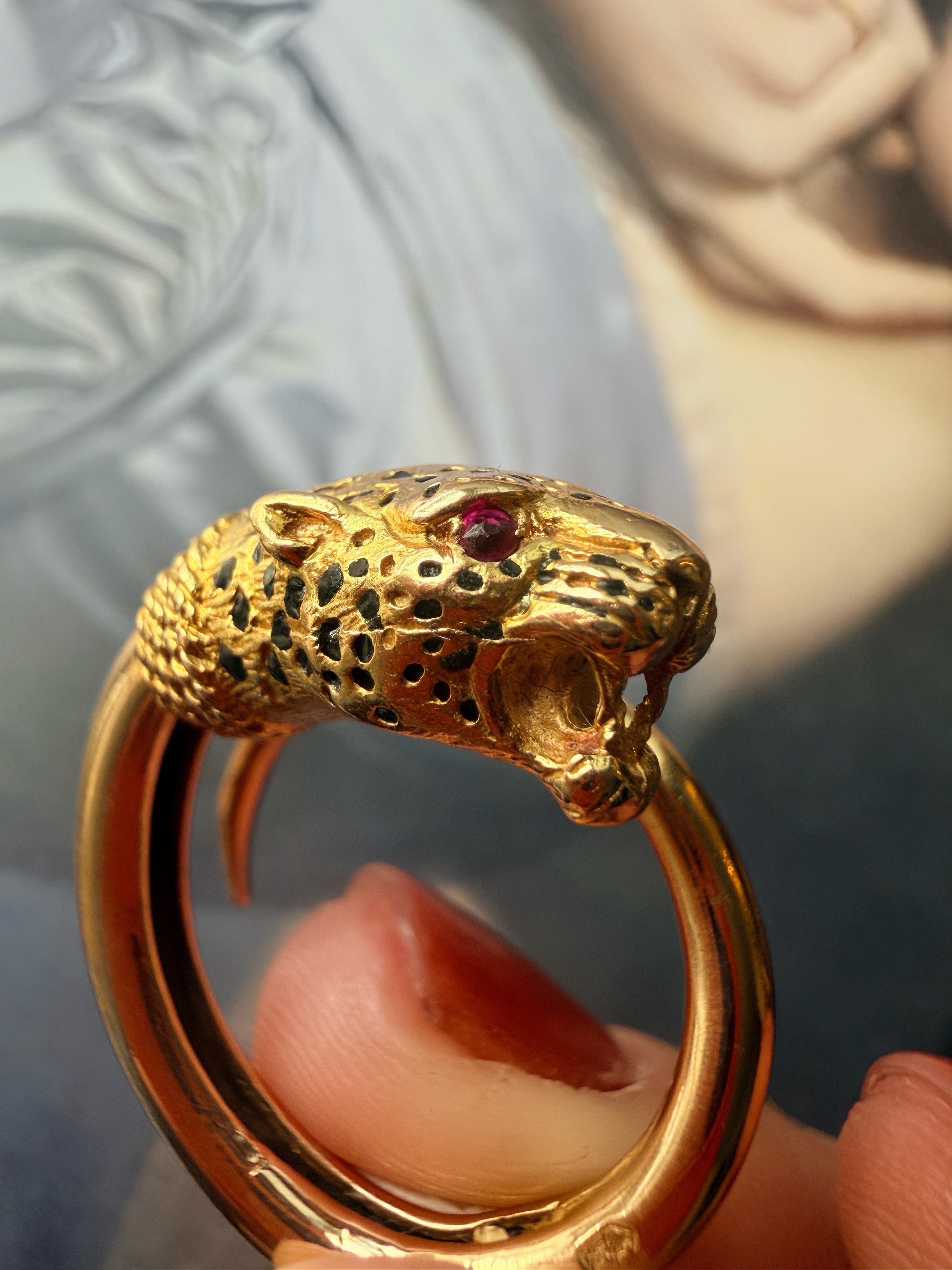 Vintage Gay Frères 18K gold Panther Ring
