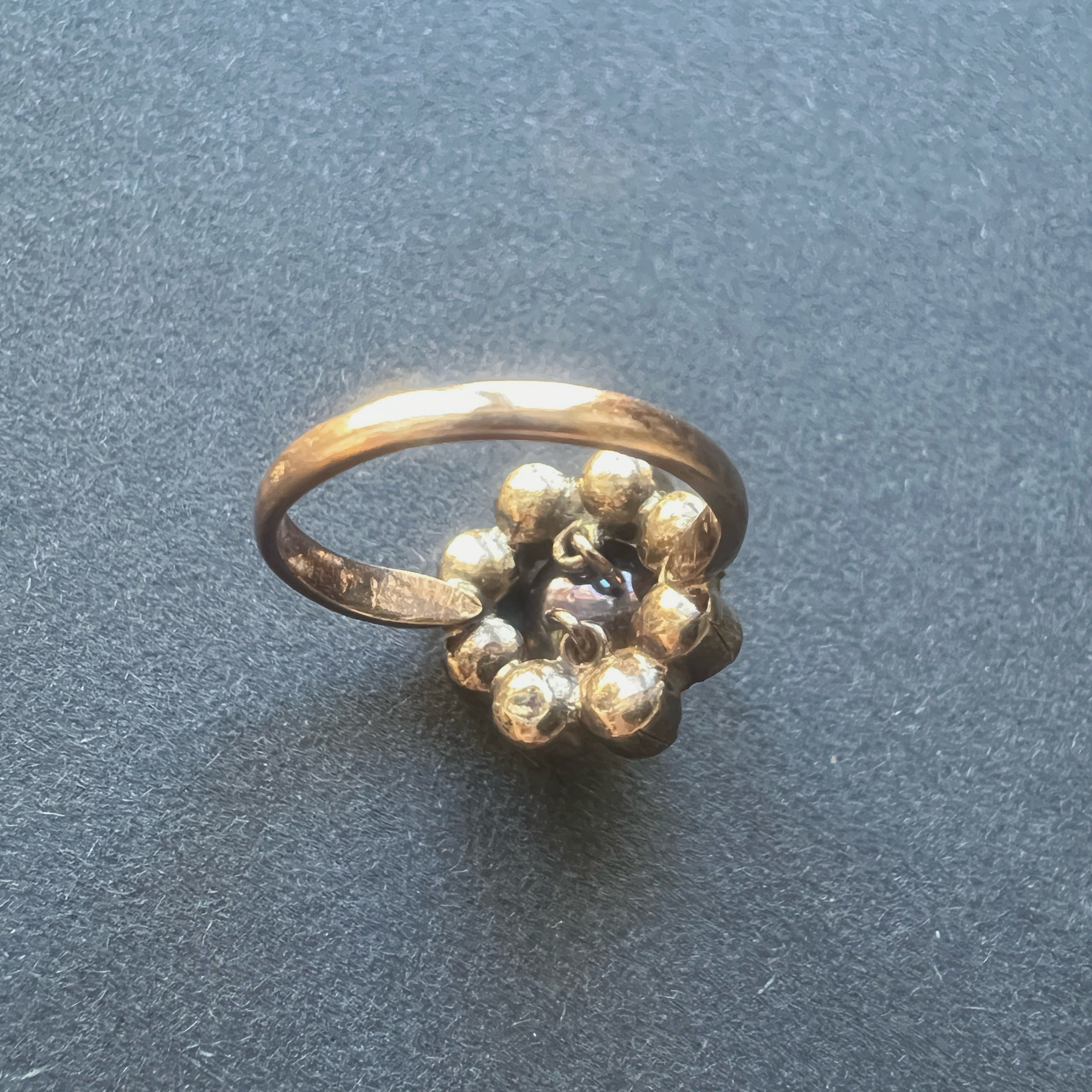 Victorian era 18K gold French Perpignan garnet ring