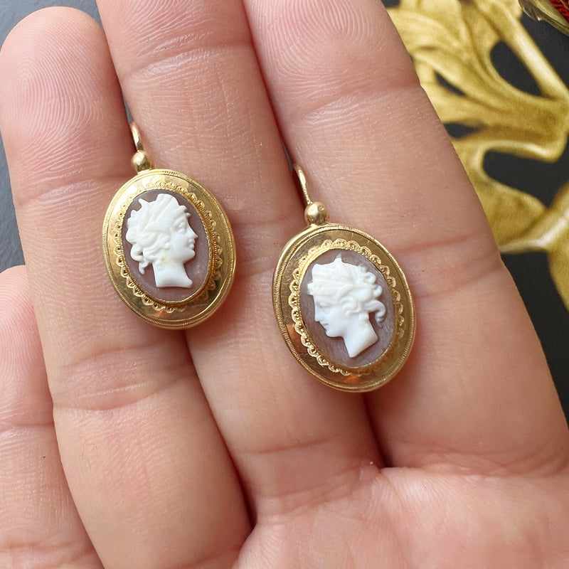 Antique 18K gold shell cameo pearl earrings