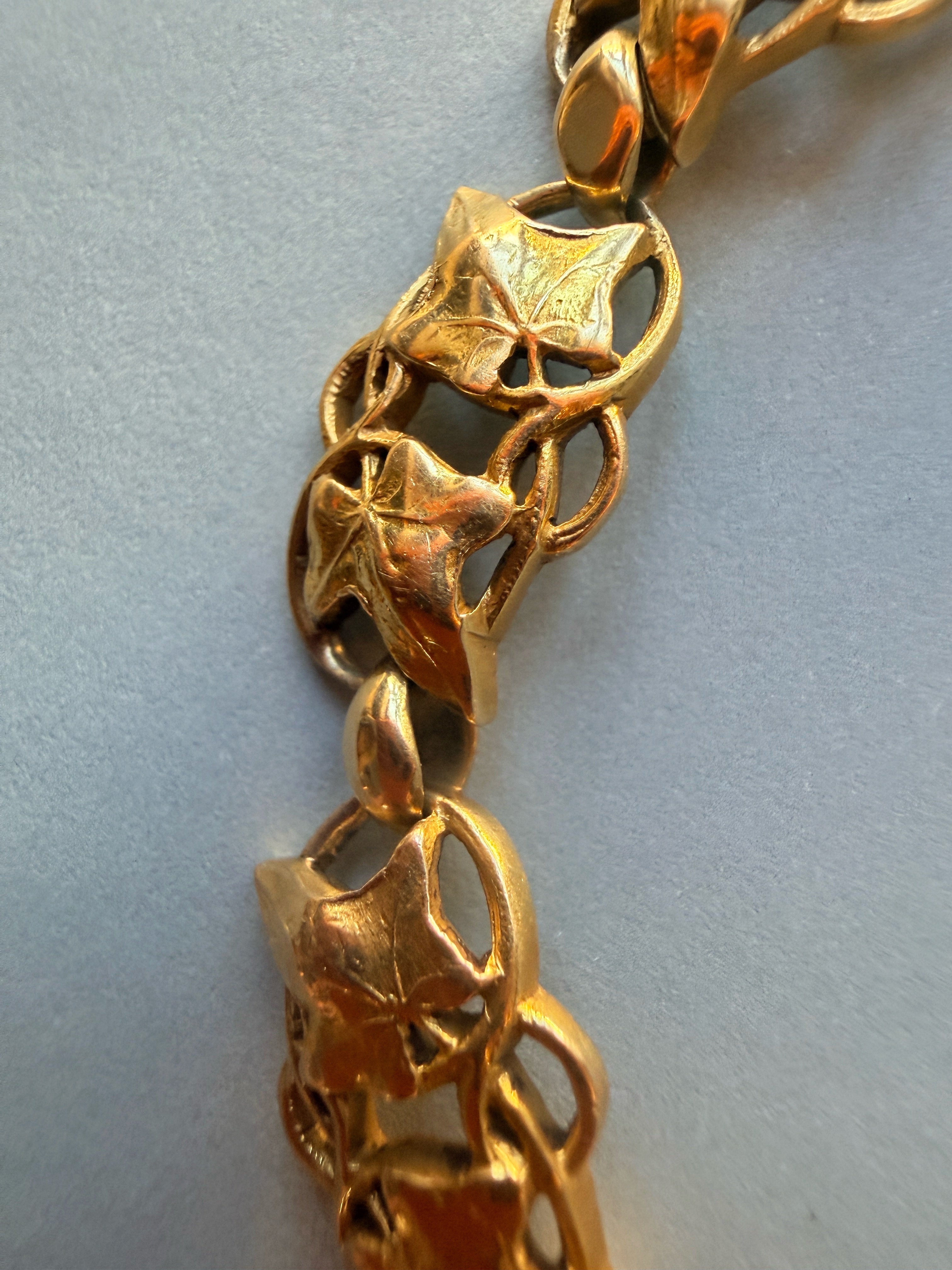 Art nouveau era 18K yellow gold ivy leaf link bracelet