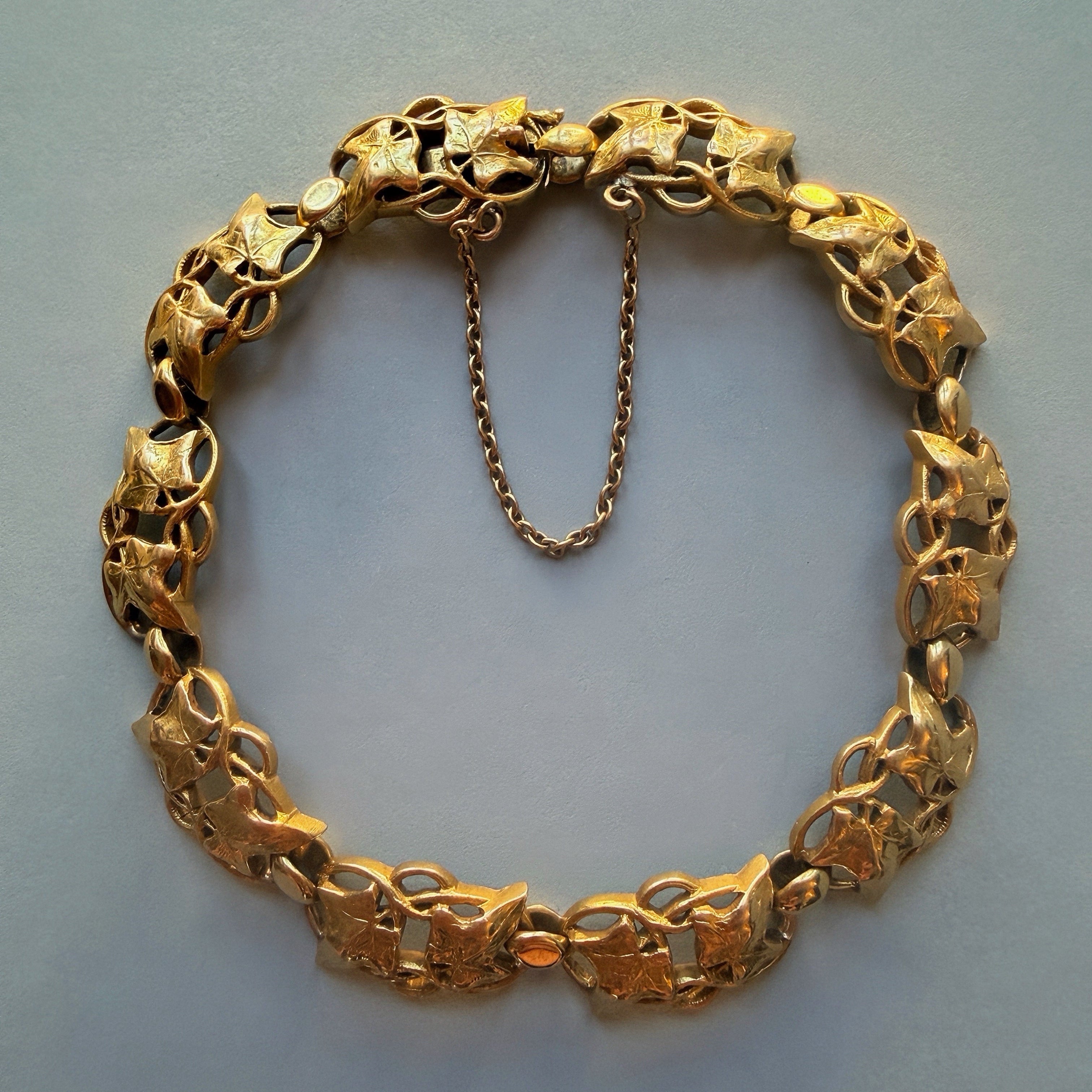 Art nouveau era 18K yellow gold ivy leaf link bracelet