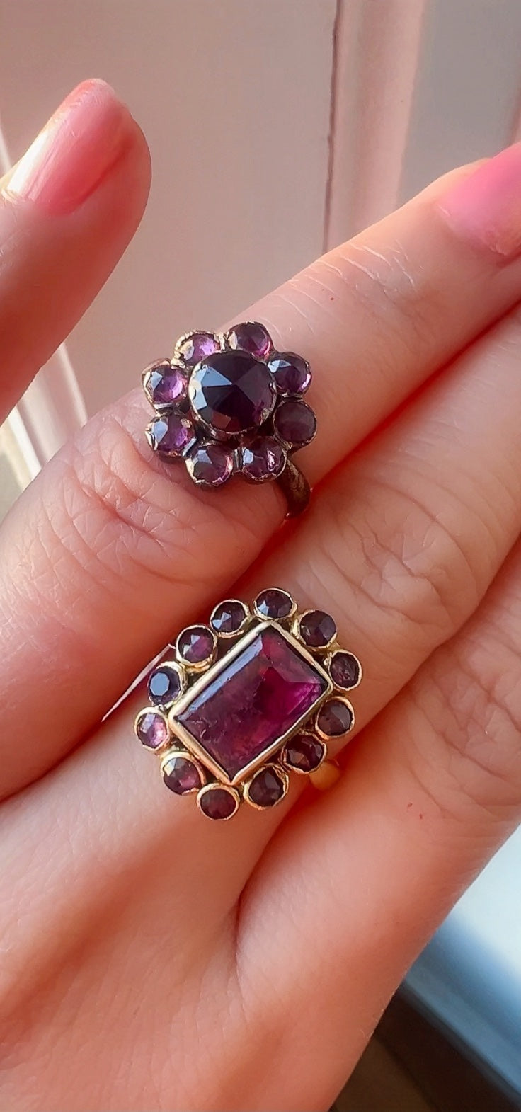 Victorian era 18K gold French Perpignan garnet ring