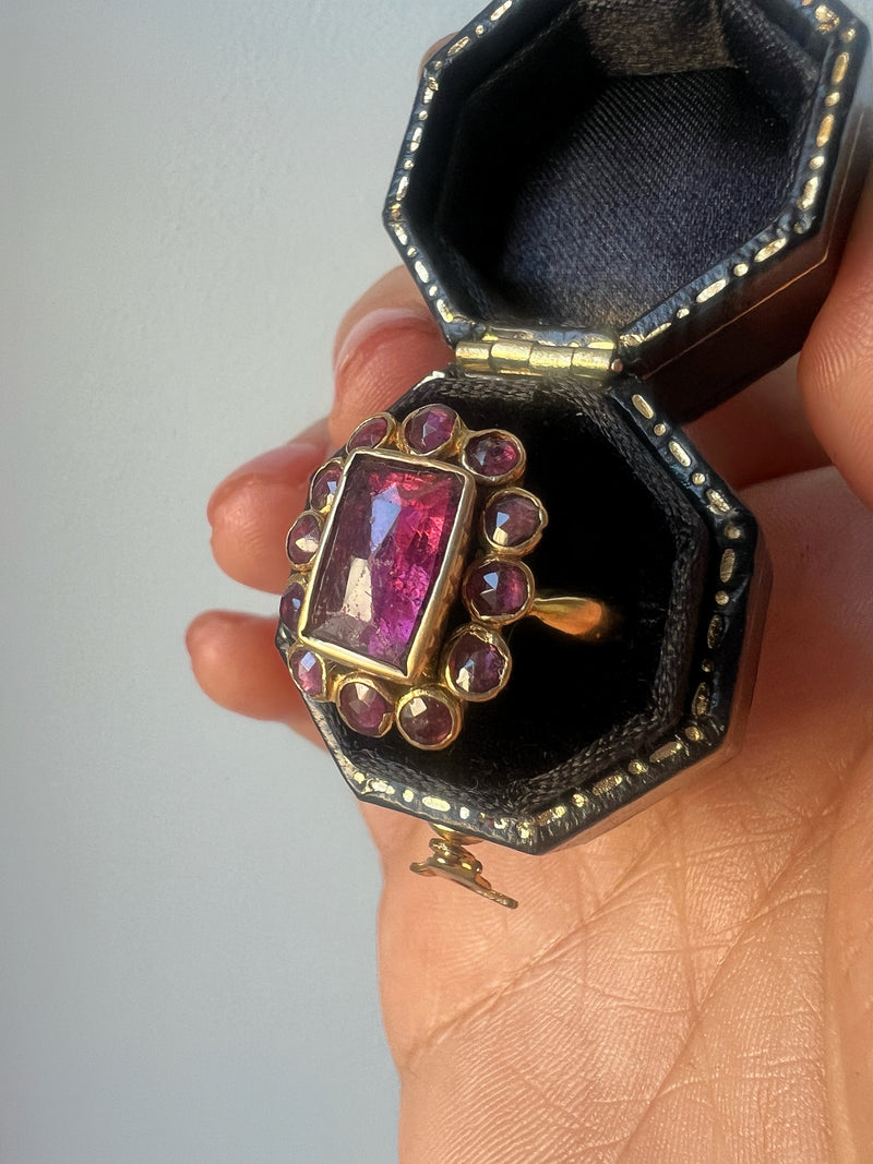 Victorian era 18K gold French Perpignan garnet ring