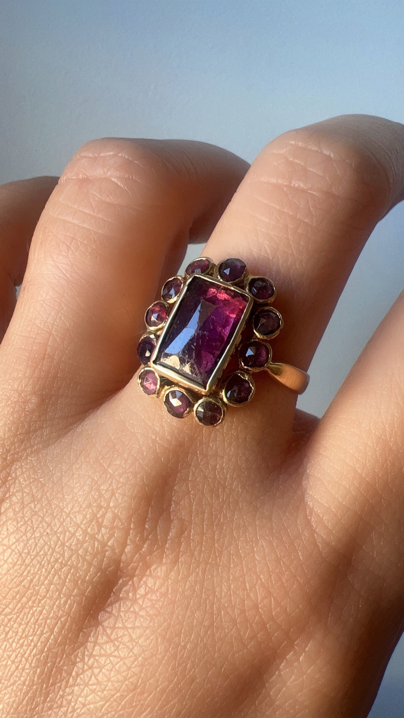 Victorian era 18K gold French Perpignan garnet ring