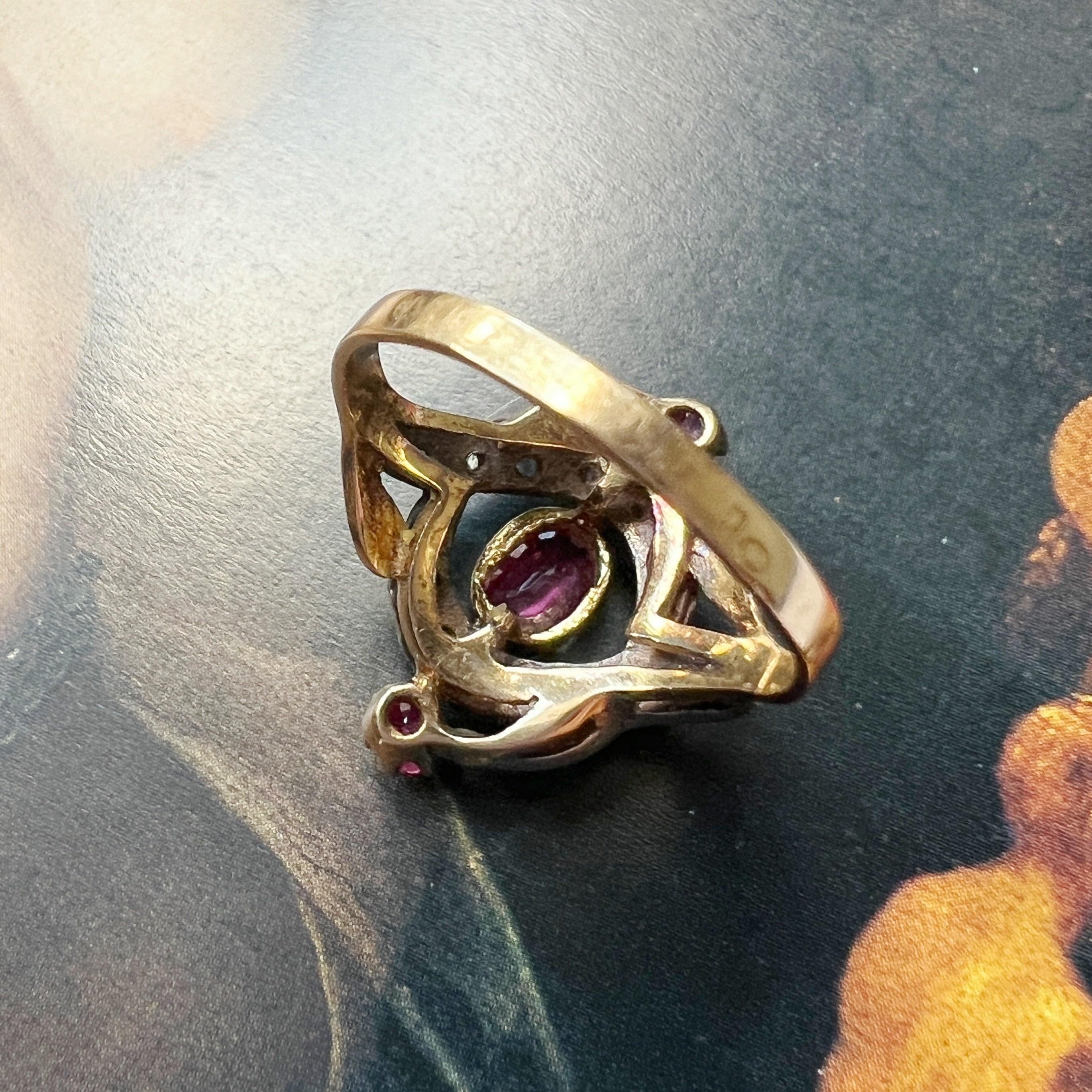 Victorian era 18K gold pink sapphire diamond ring - Curiously timeless