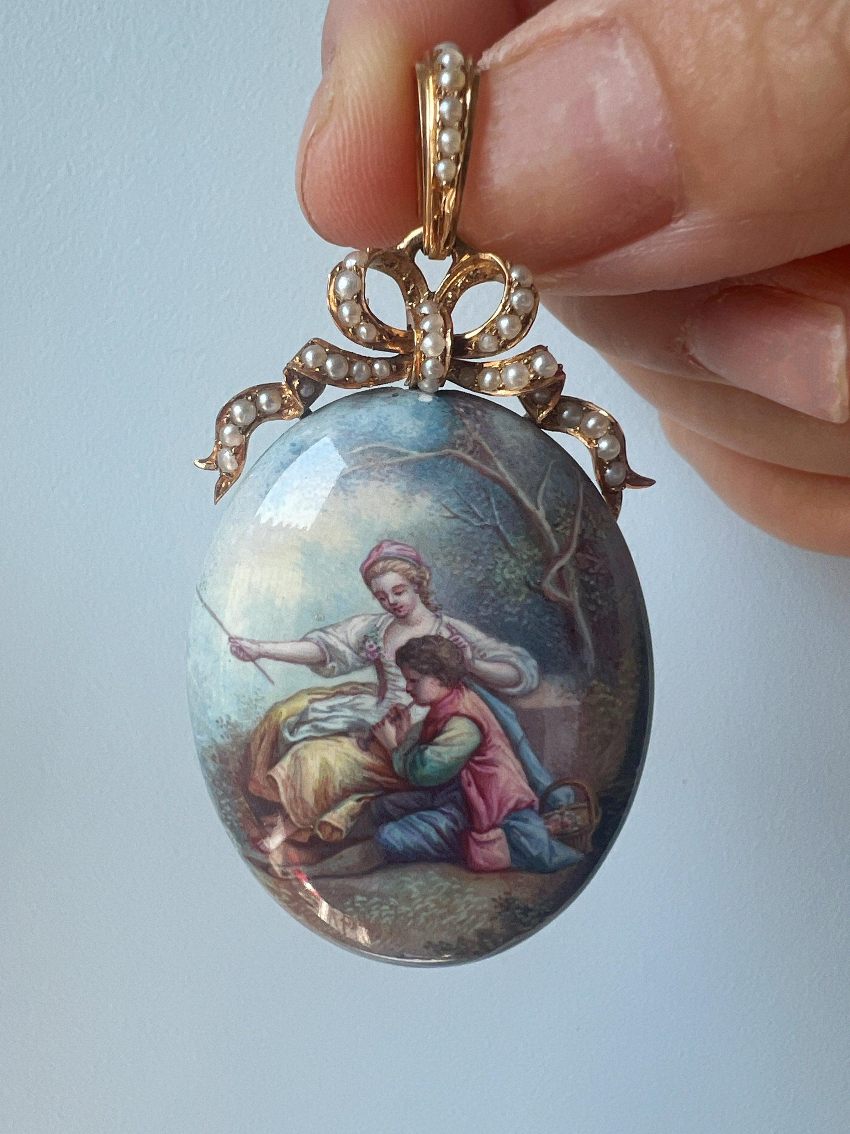 Antique 18K gold pearl bow enamelled miniature locket pendant - Curiously timeless