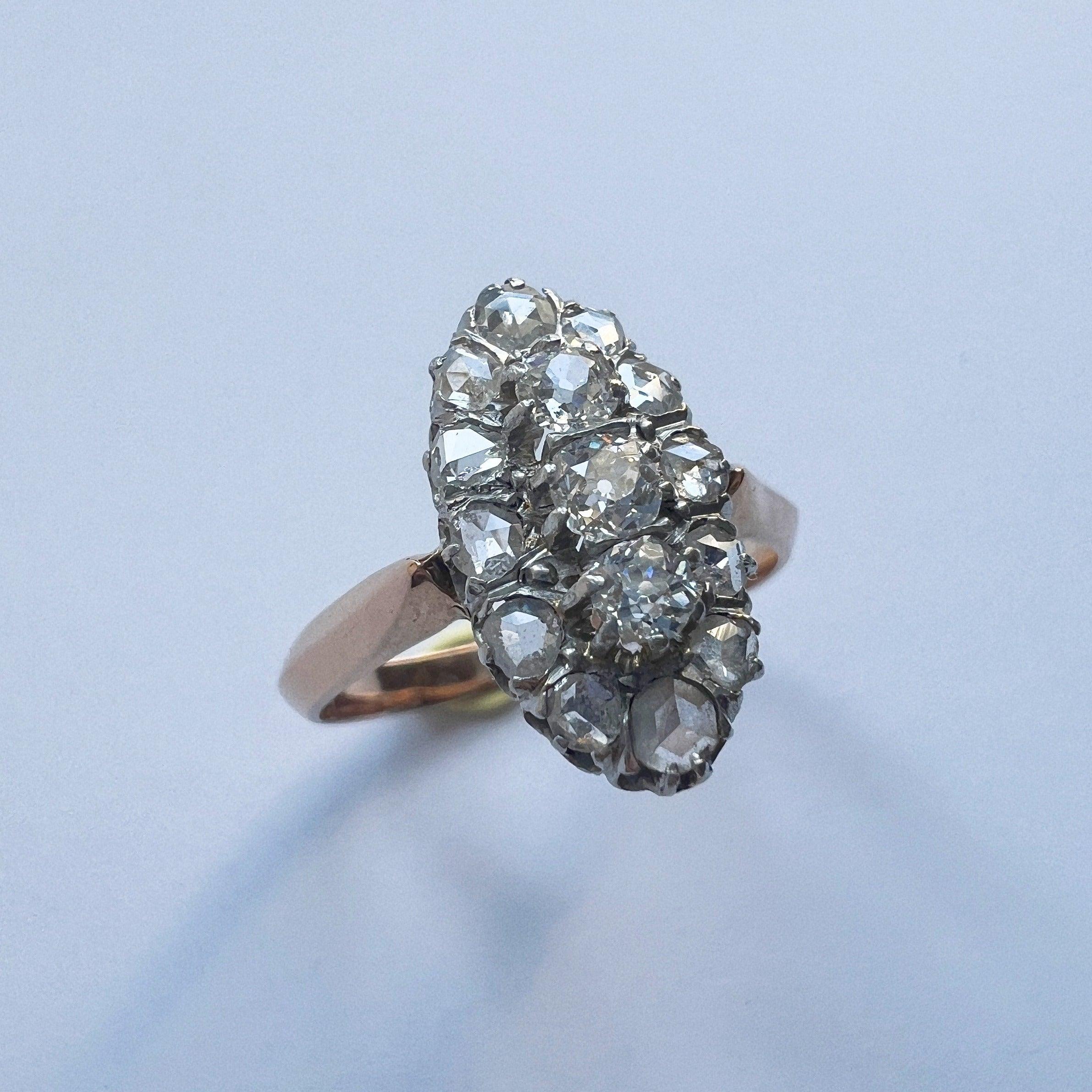 Boxed Victorian era 18K gold diamond marquise ring - Curiously timeless