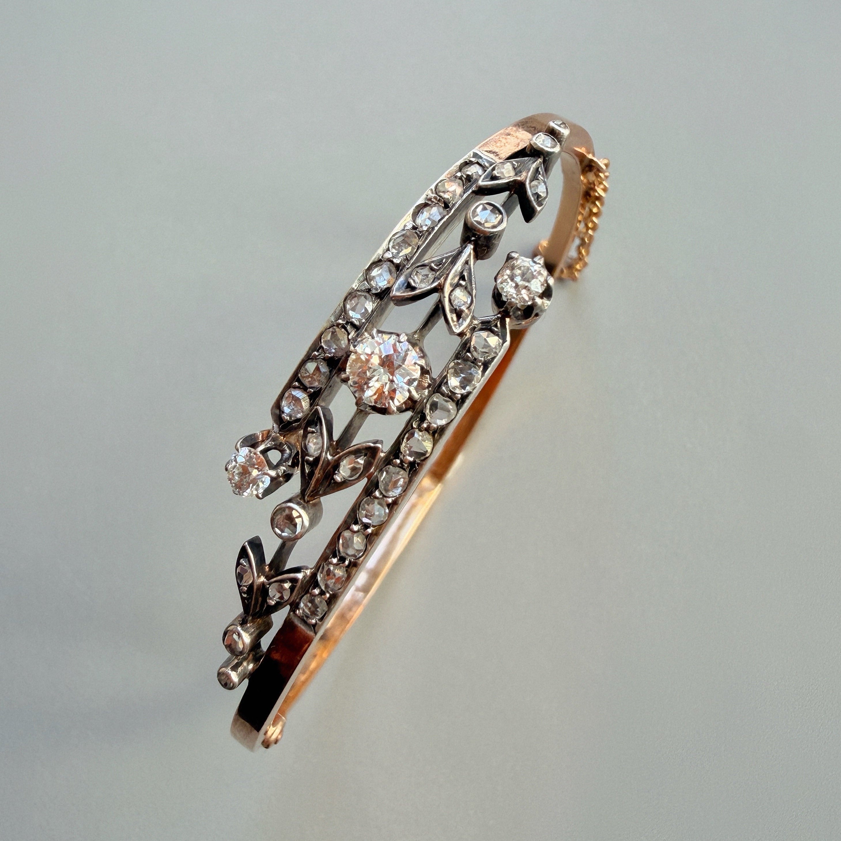 Antique Victorian era 18K gold diamond flower bracelet