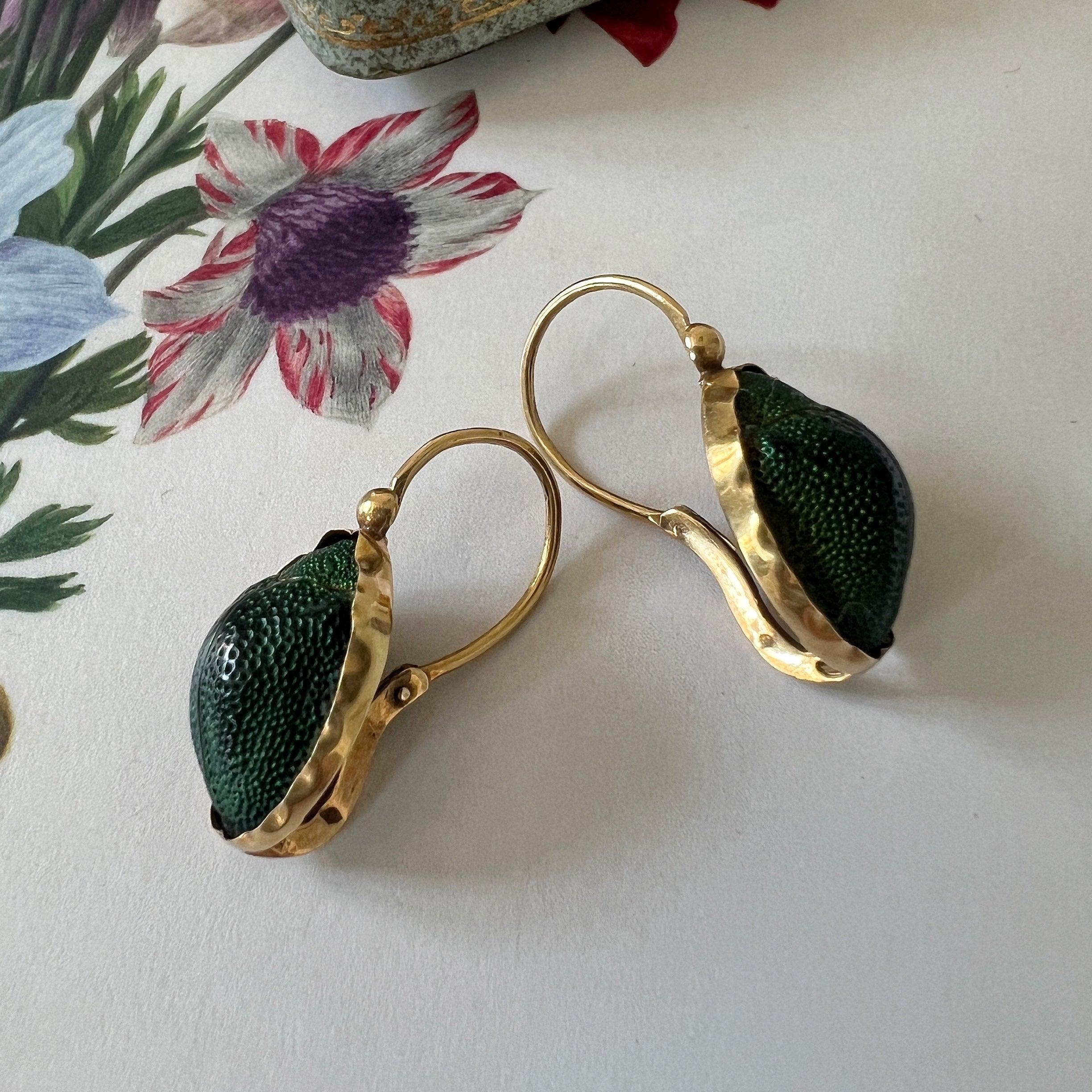 Victorian era Egyptian Revival 18K gold scarab dangle earrings - Curiously timeless