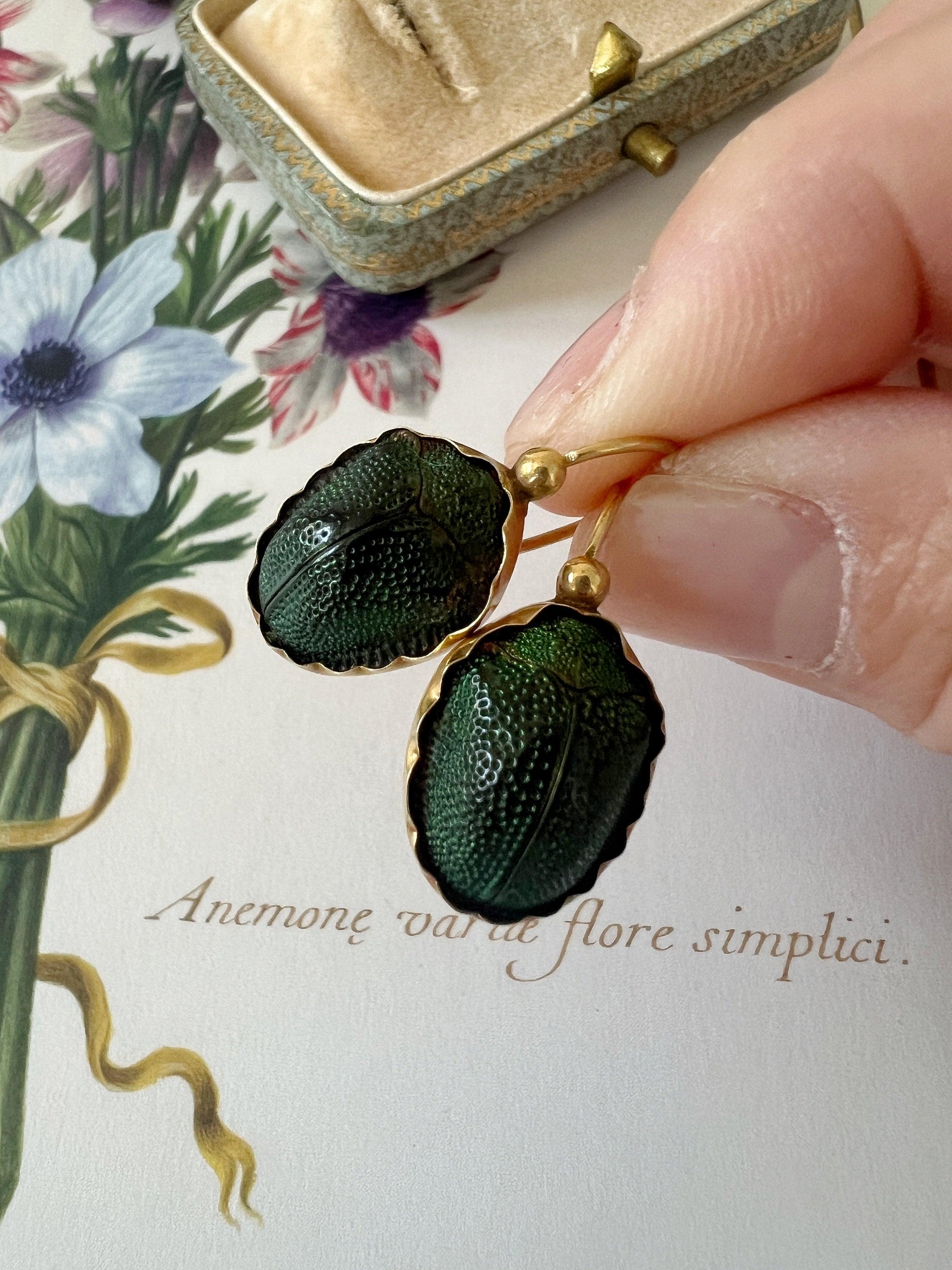 Victorian era Egyptian Revival 18K gold scarab dangle earrings - Curiously timeless