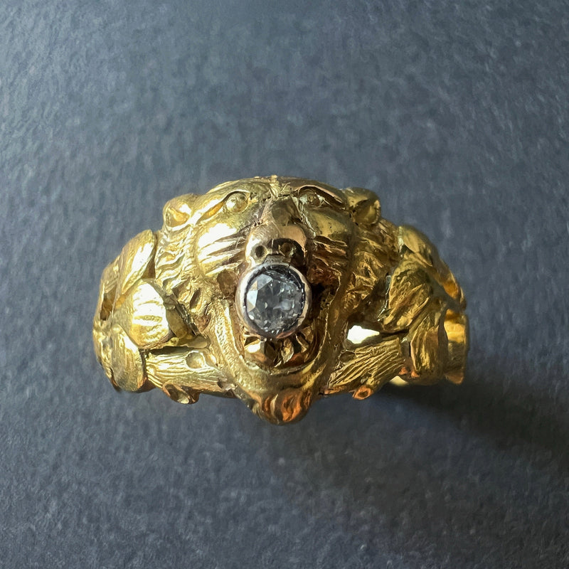 French Art Nouveau 18K gold lion ring with diamond