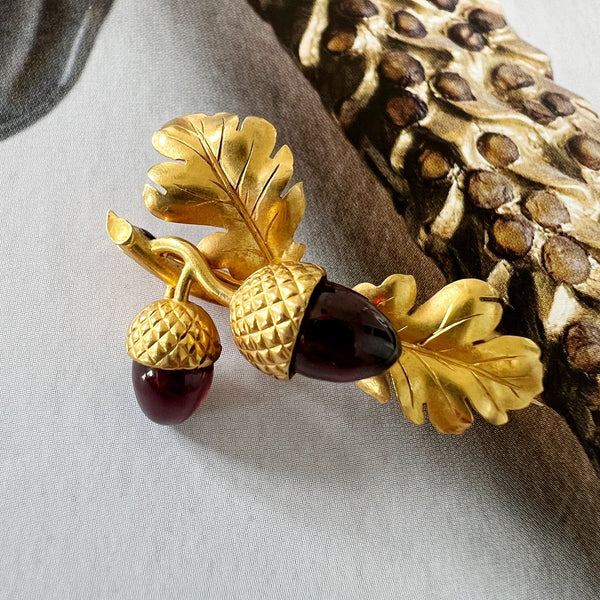 Victorian era 18K gold garnet acorn brooch