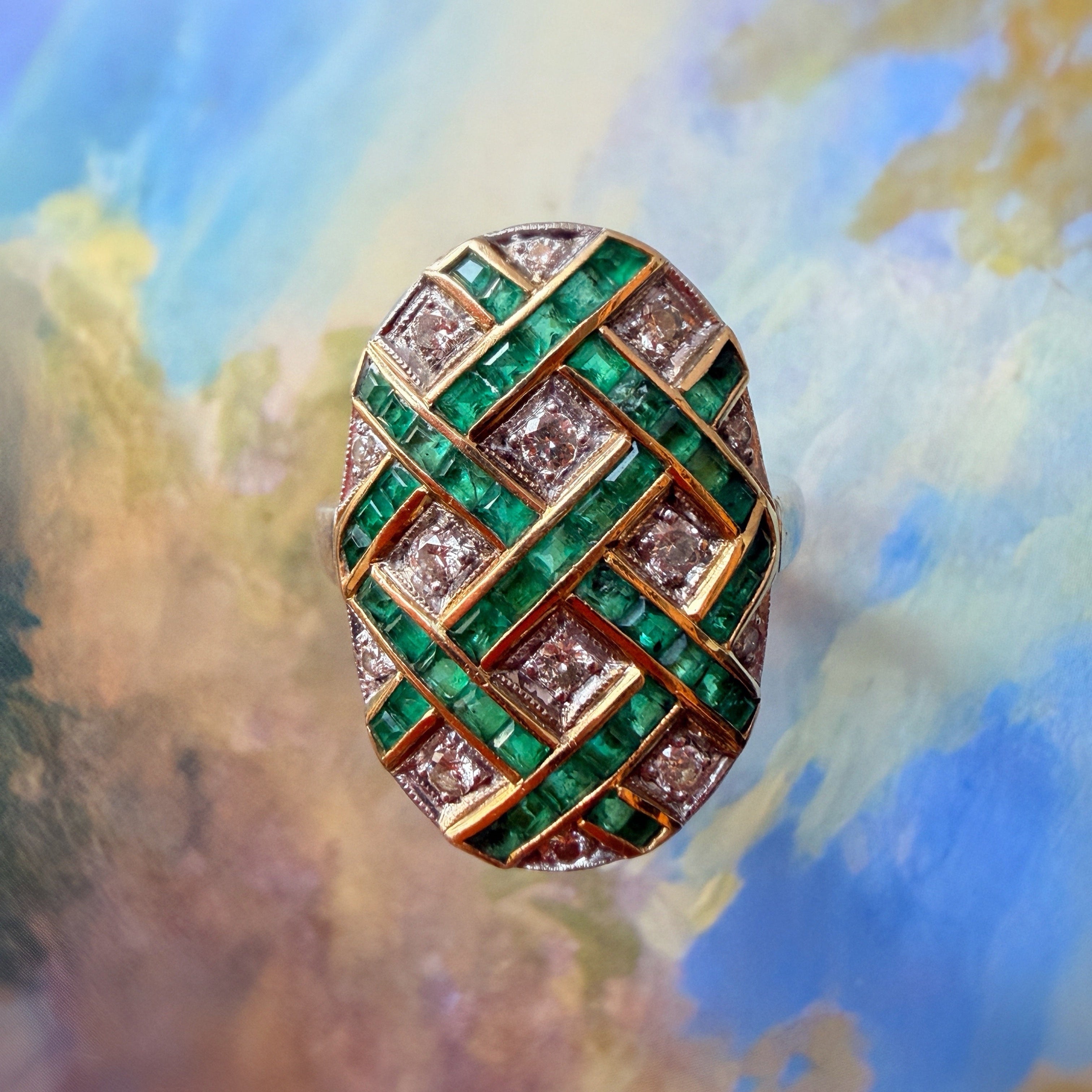Vintage 18K Gold Diamond & Emerald Crosshatch Ring