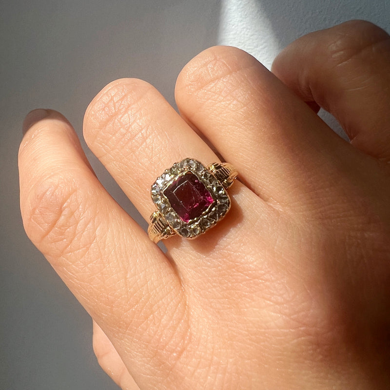 Victorian era 18K gold garnet rose cut diamond cluster ring