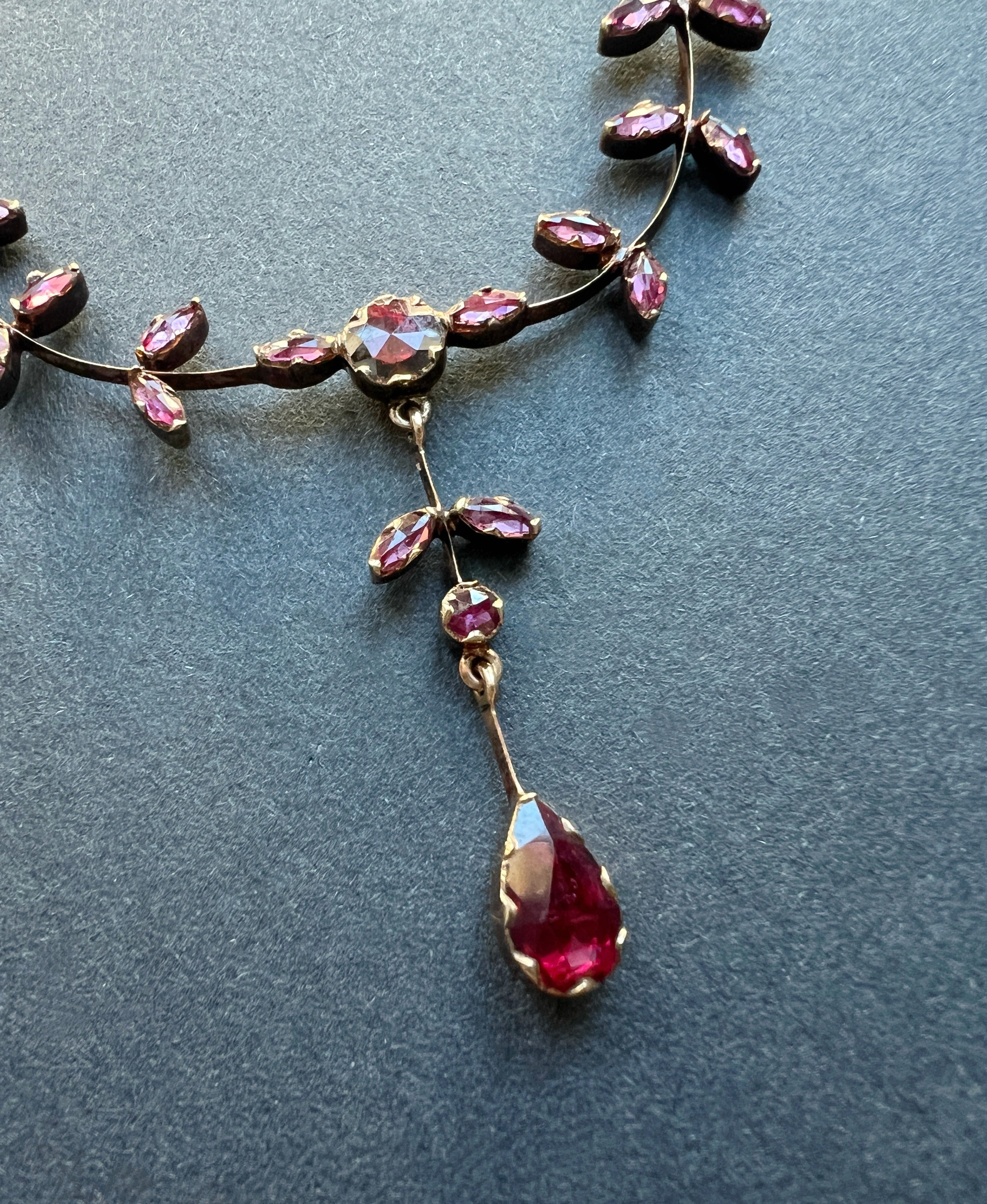 French antique 18K gold perpginan garnet necklace