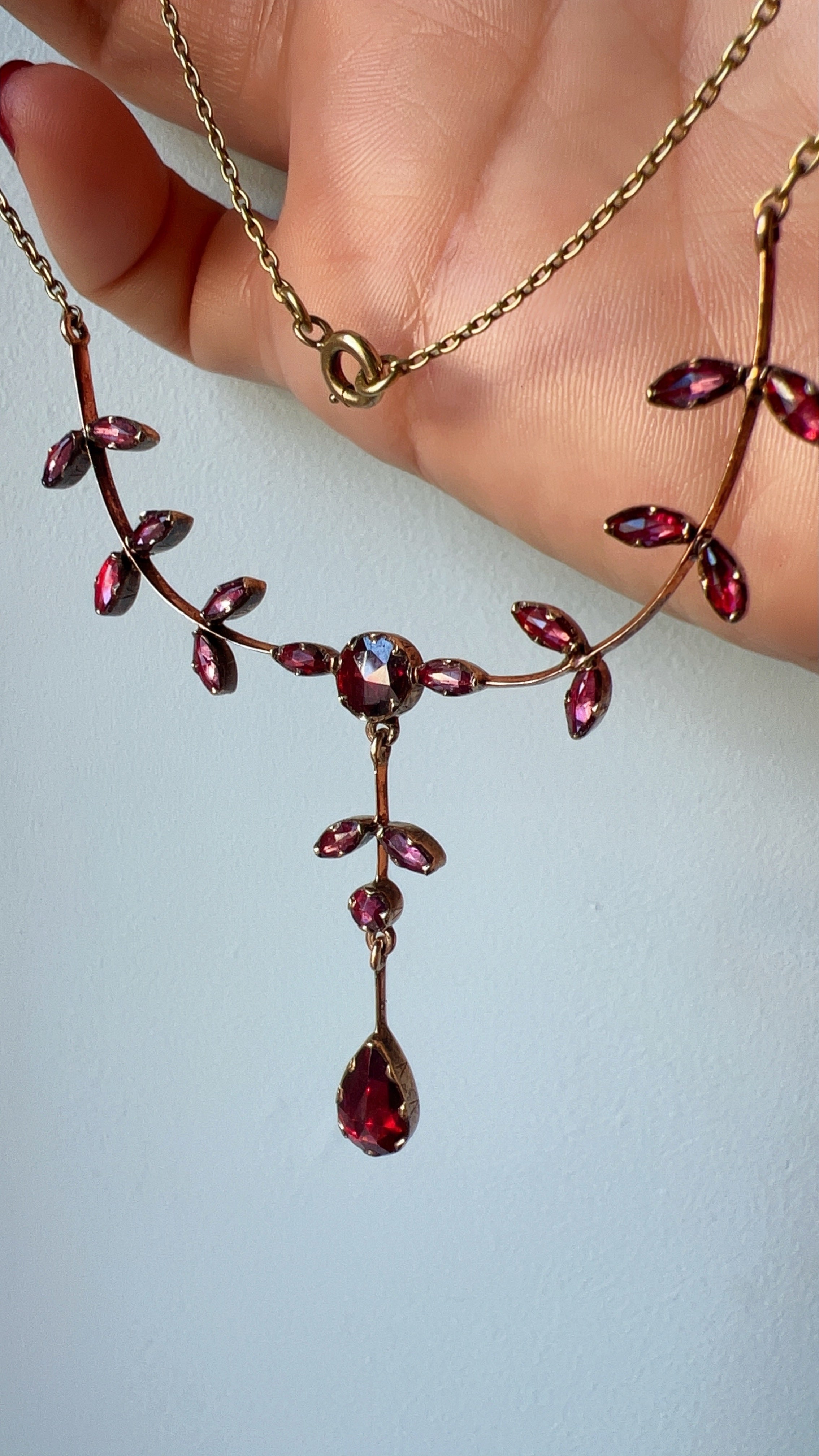 French antique 18K gold perpginan garnet necklace