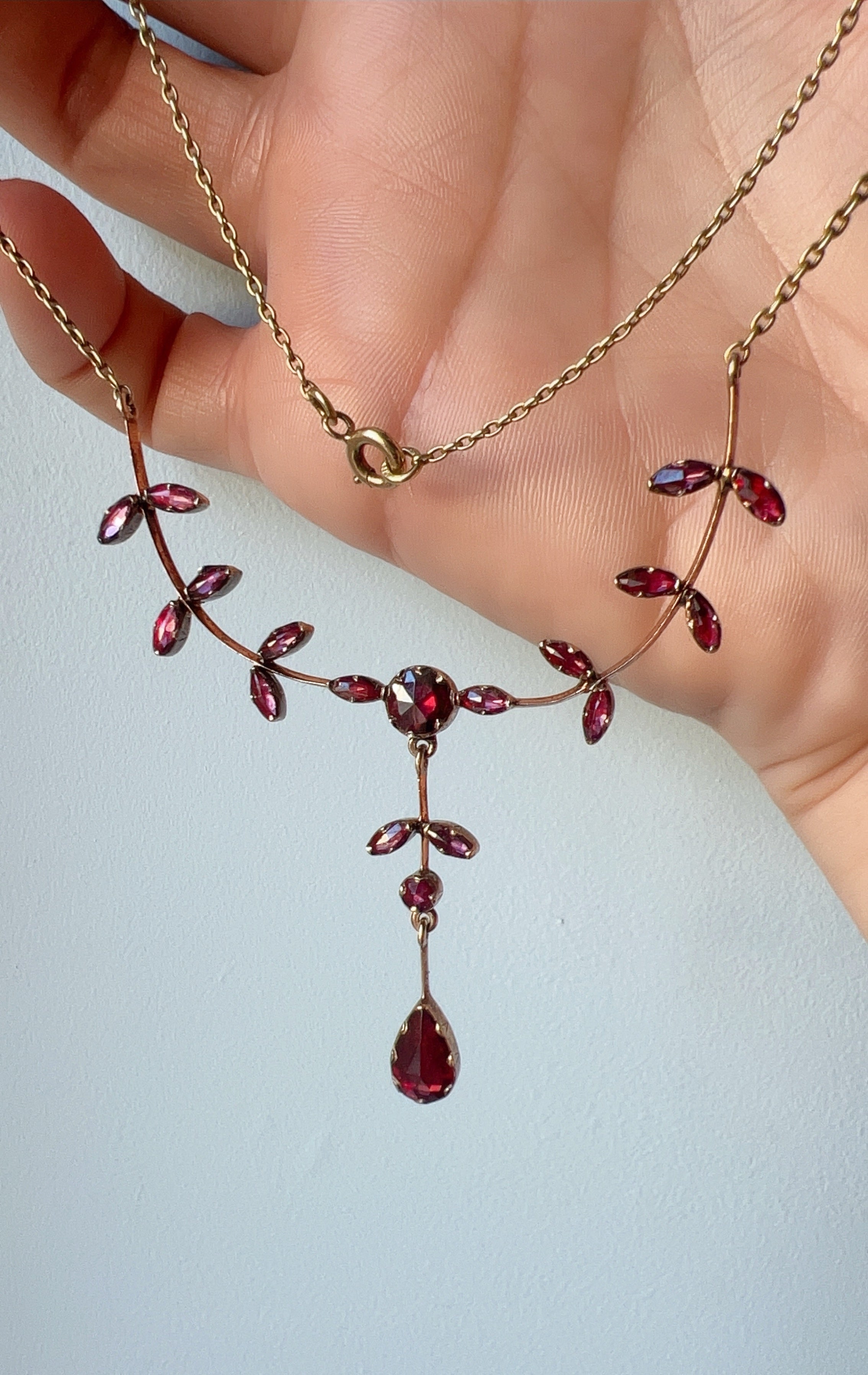 French antique 18K gold perpginan garnet necklace