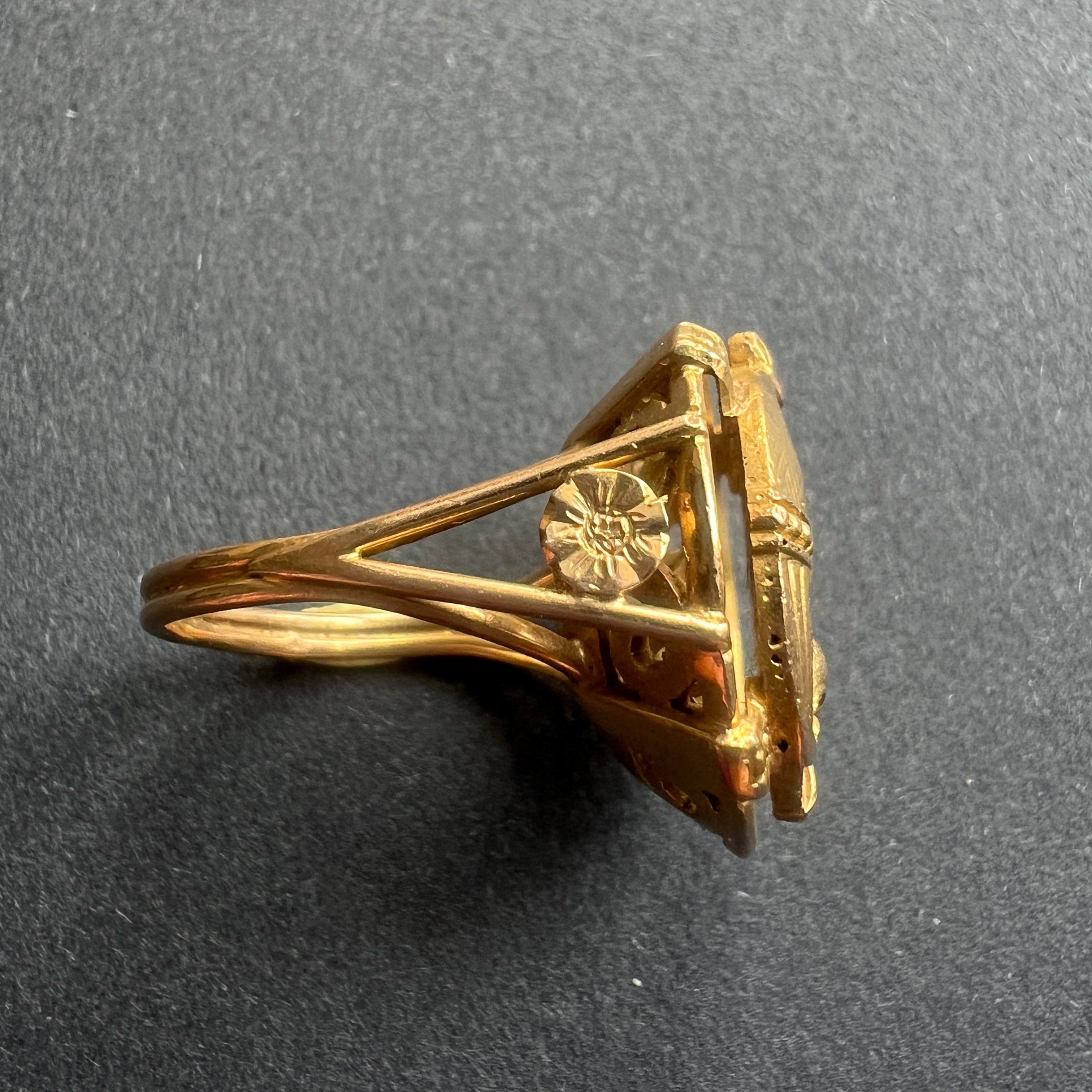 French Art Nouveau era 18K gold chimera/griffon ring