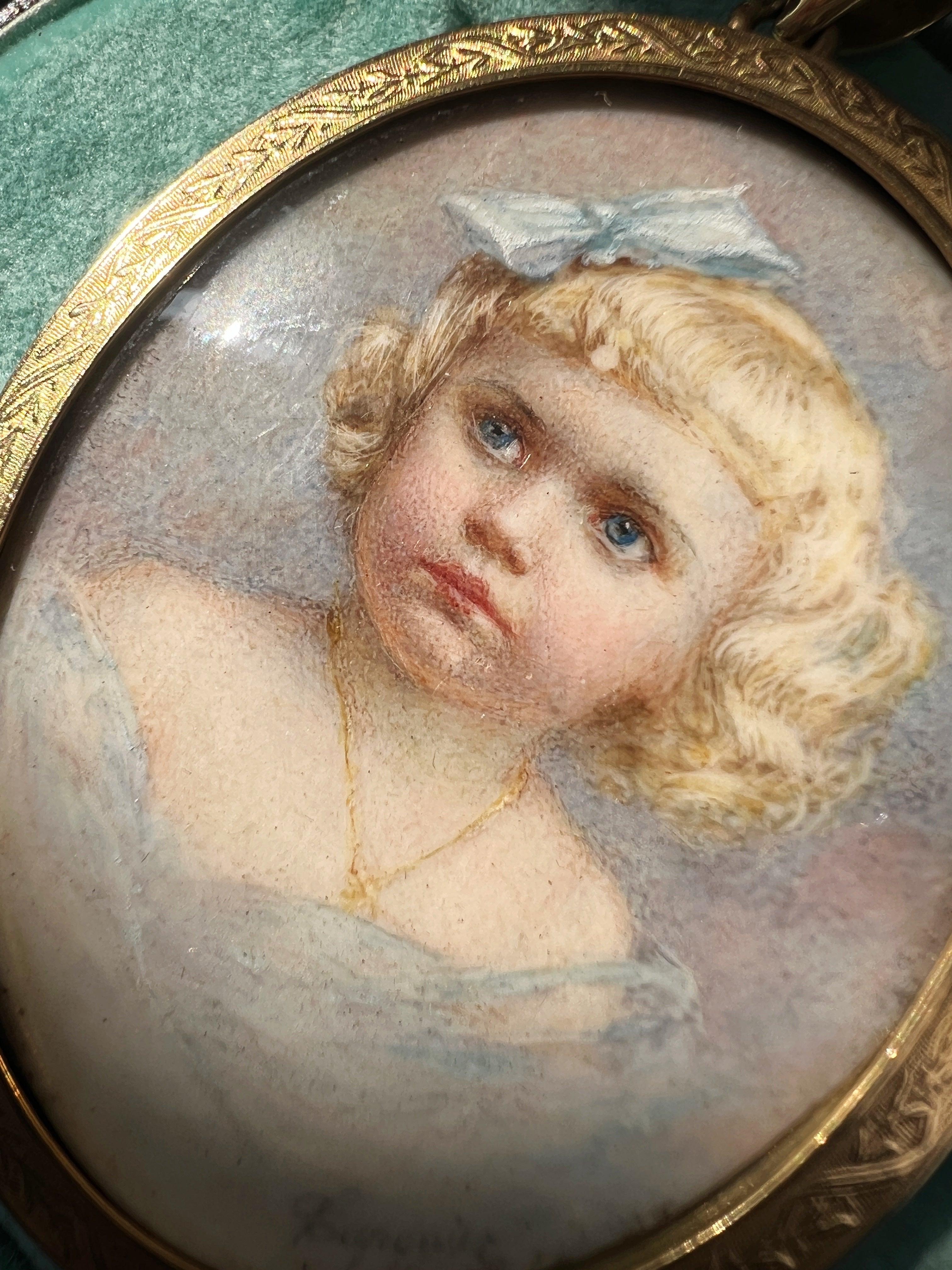 Victorian 18K gold child girl miniature portrait pendant - Curiously timeless