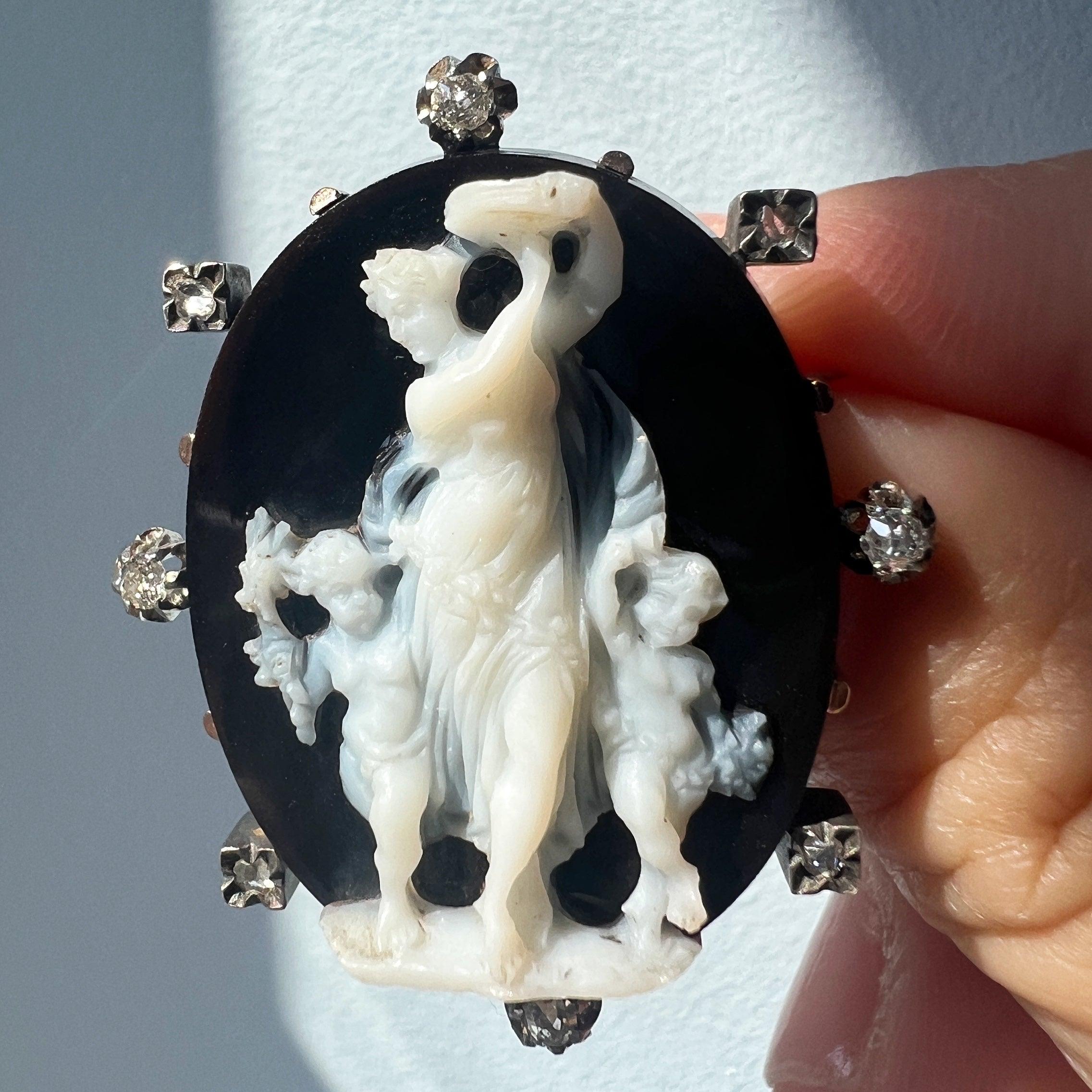 Victorian era 18K gold onyx diamond high relief cameo brooch - Curiously timeless