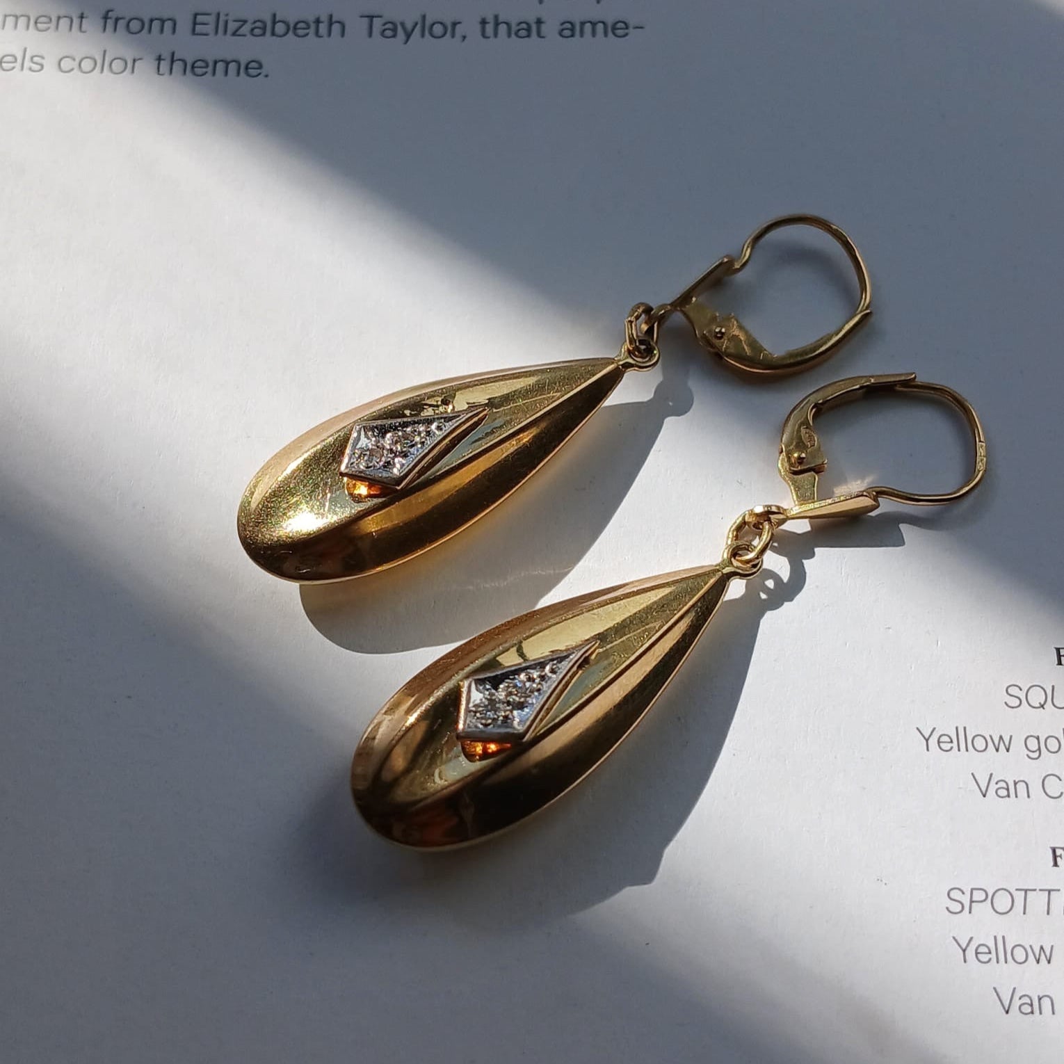 18K Yellow Gold Textured Teardrop Diamond Earrings