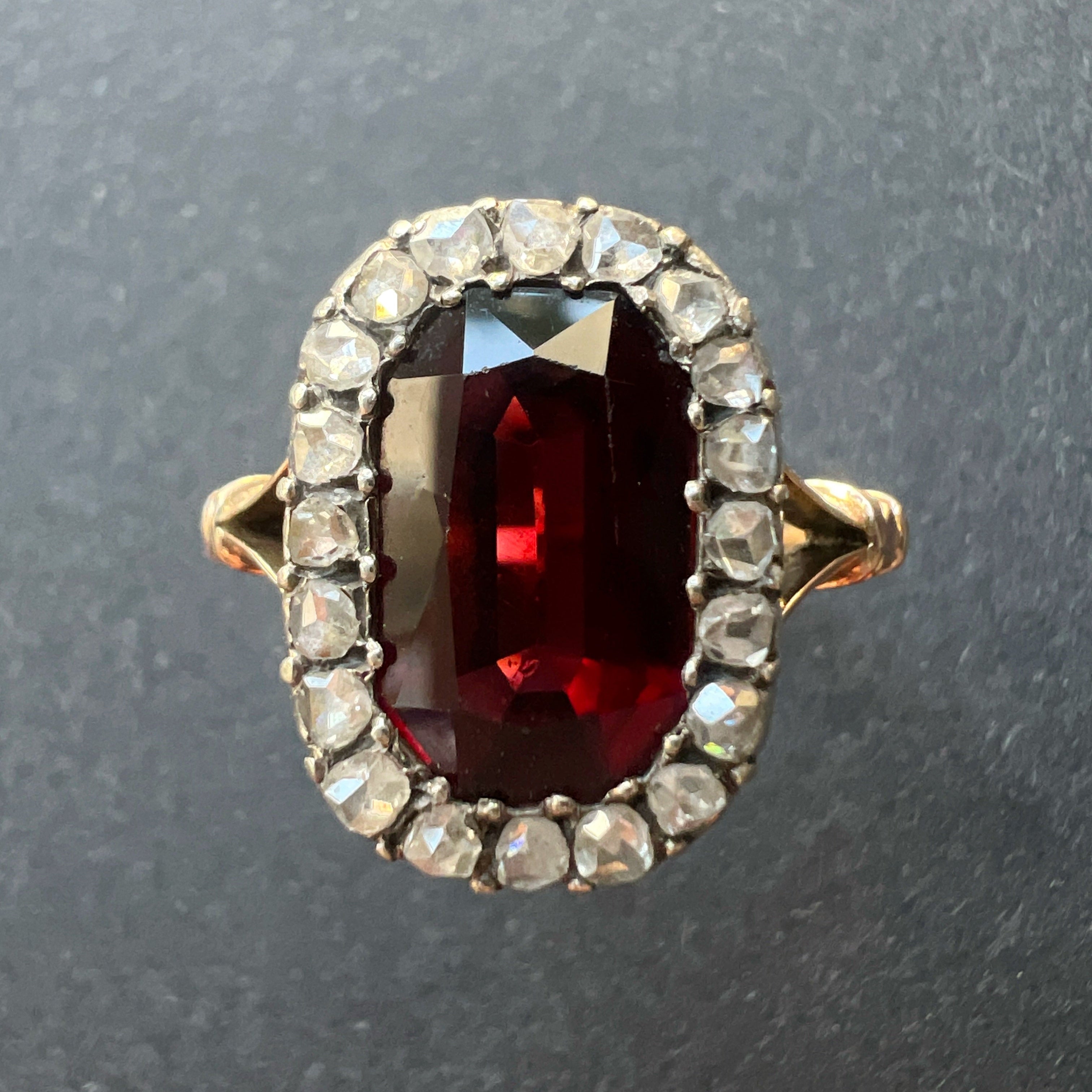 Antique 18K gold garnet diamond ring