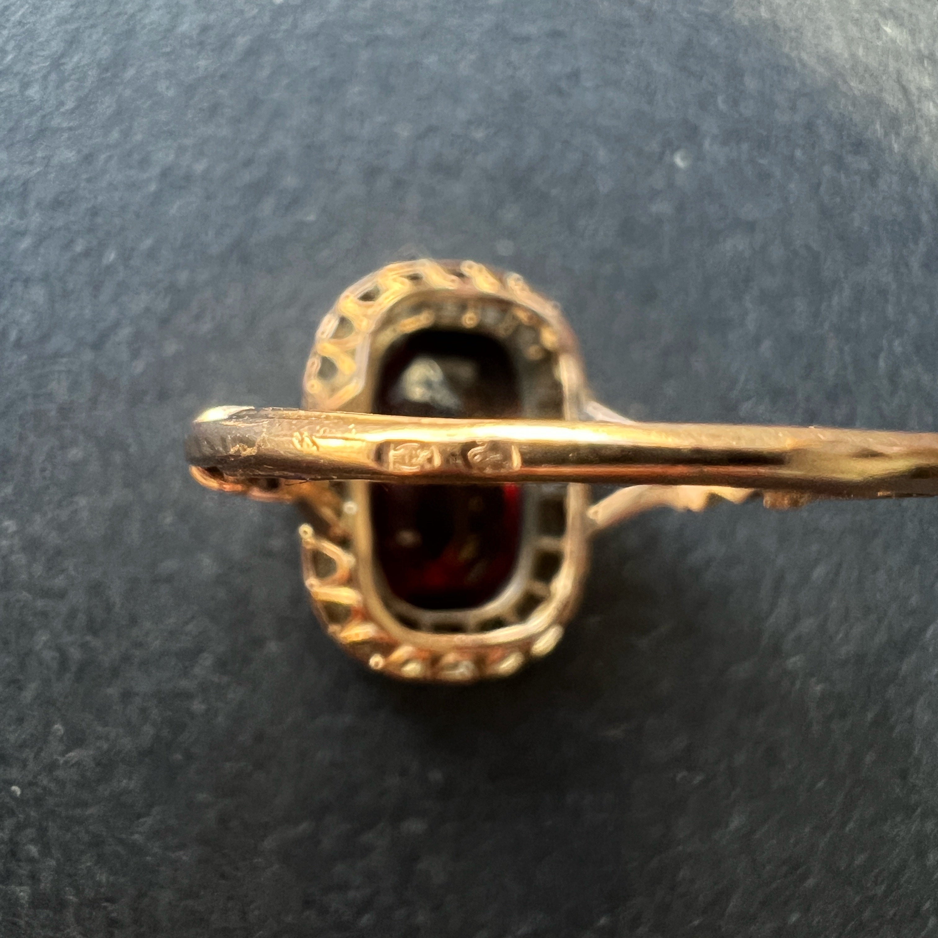 Antique 18K gold garnet diamond ring