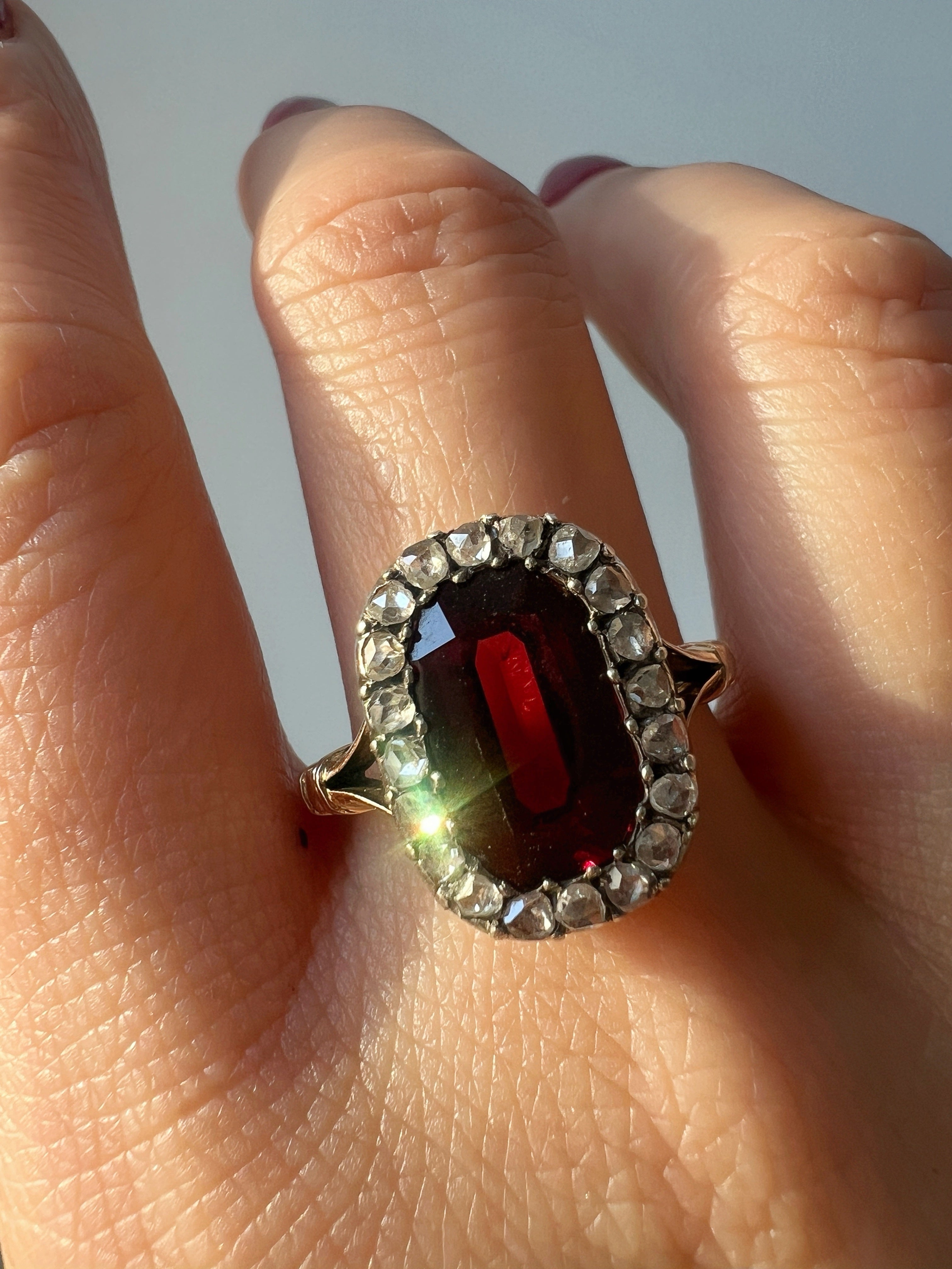 Antique 18K gold garnet diamond ring