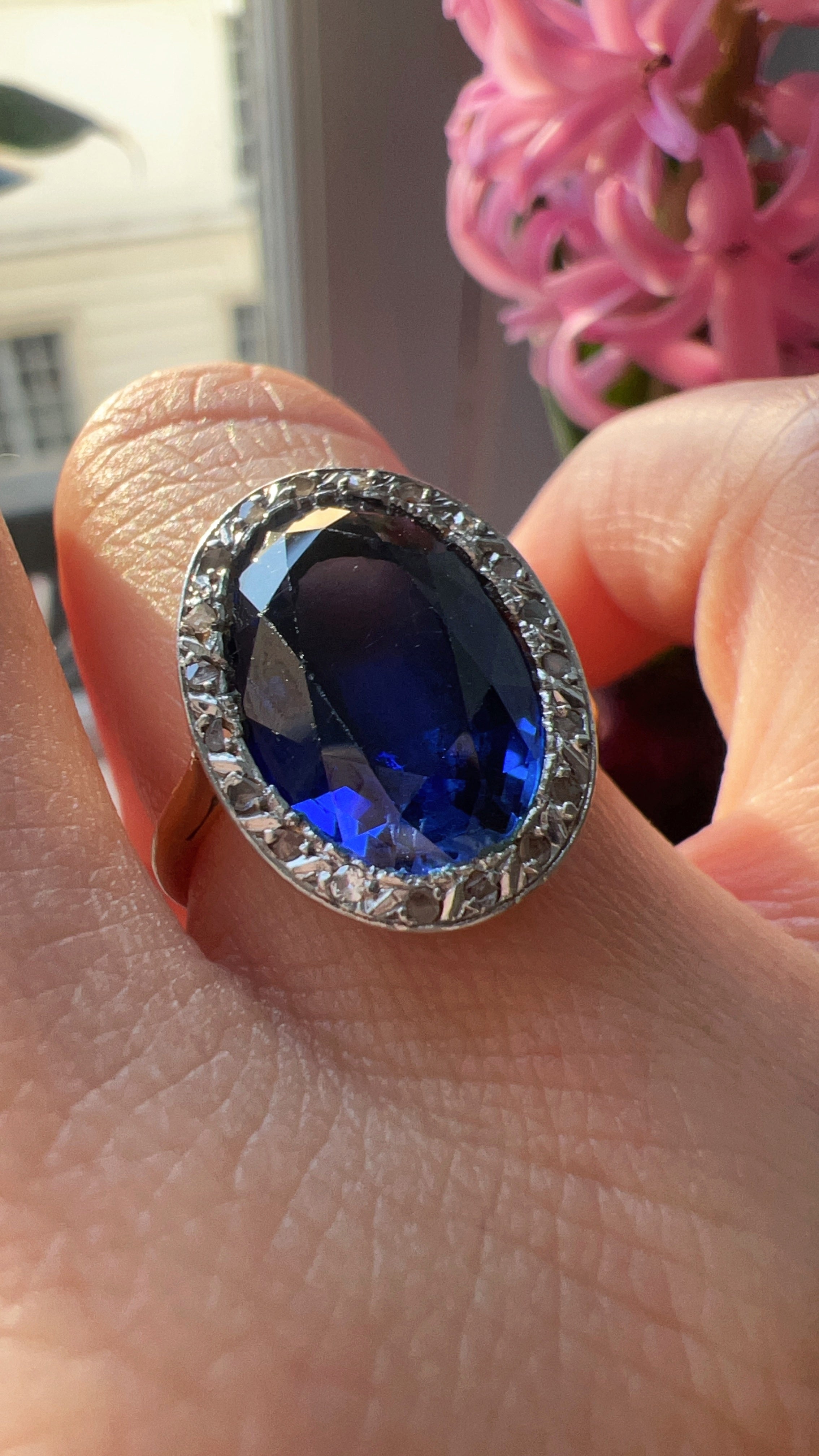 Art deco era 18K gold platinum sapphire diamond ring