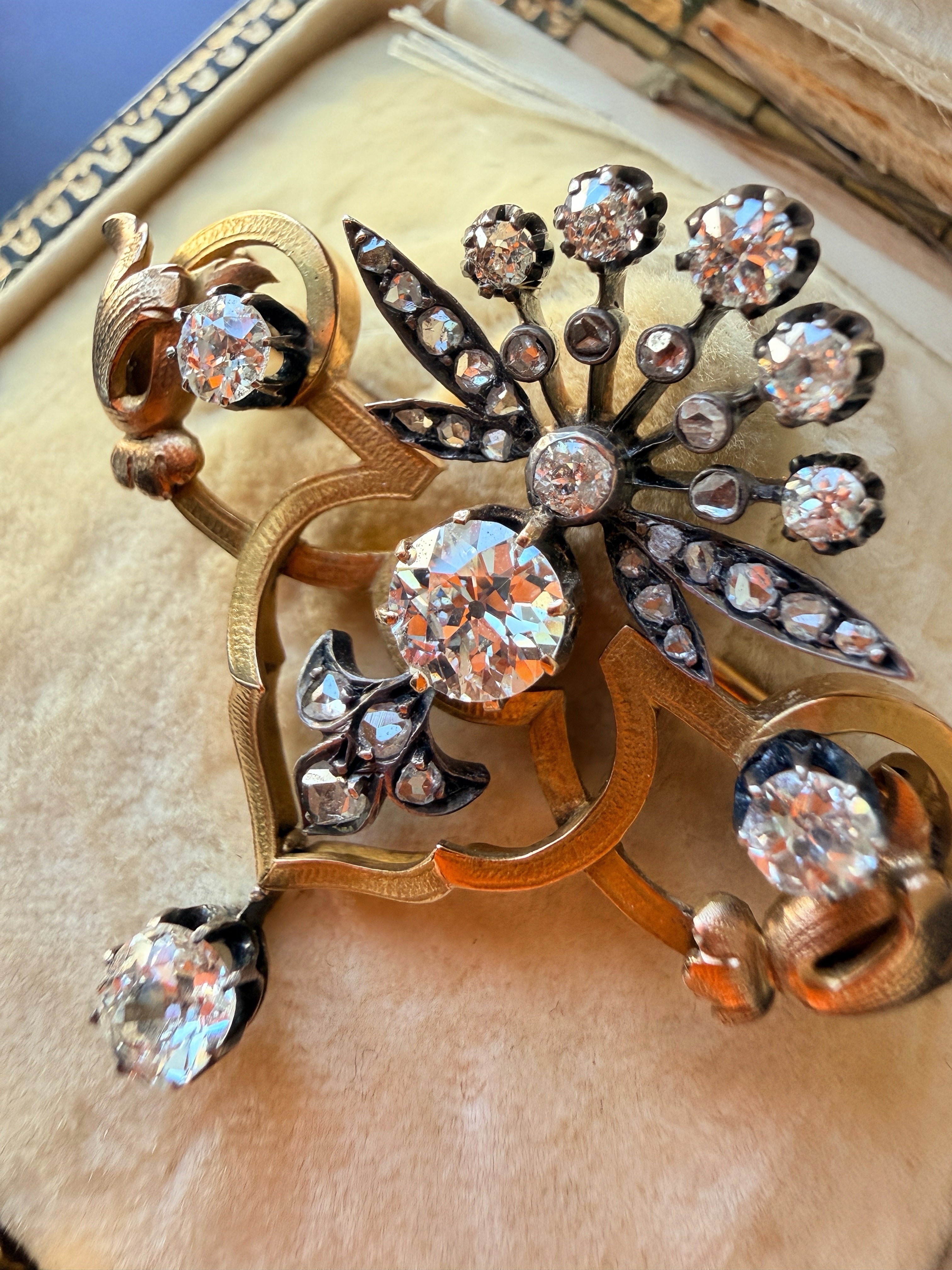 Antique French 18K gold Diamond Brooch