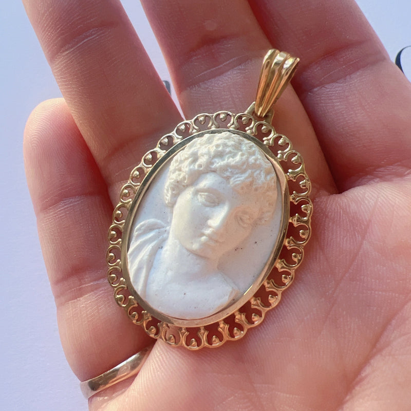 Antique 18K gold white lava Cameo Pendant