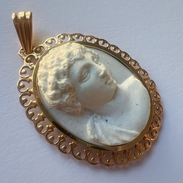 Antique 18K gold white lava Cameo Pendant