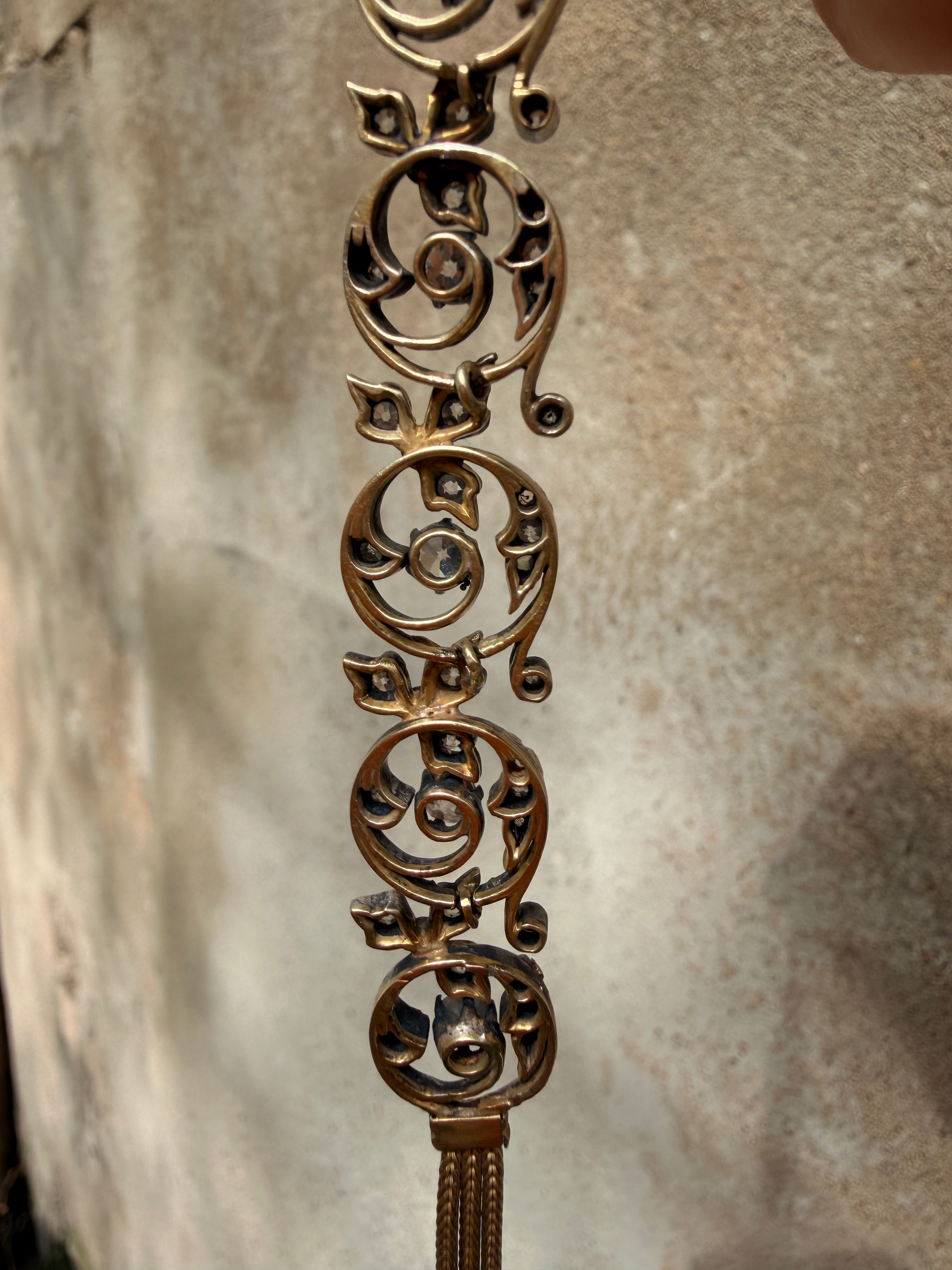 Antique Victorian 18K gold floral diamond link bracelet