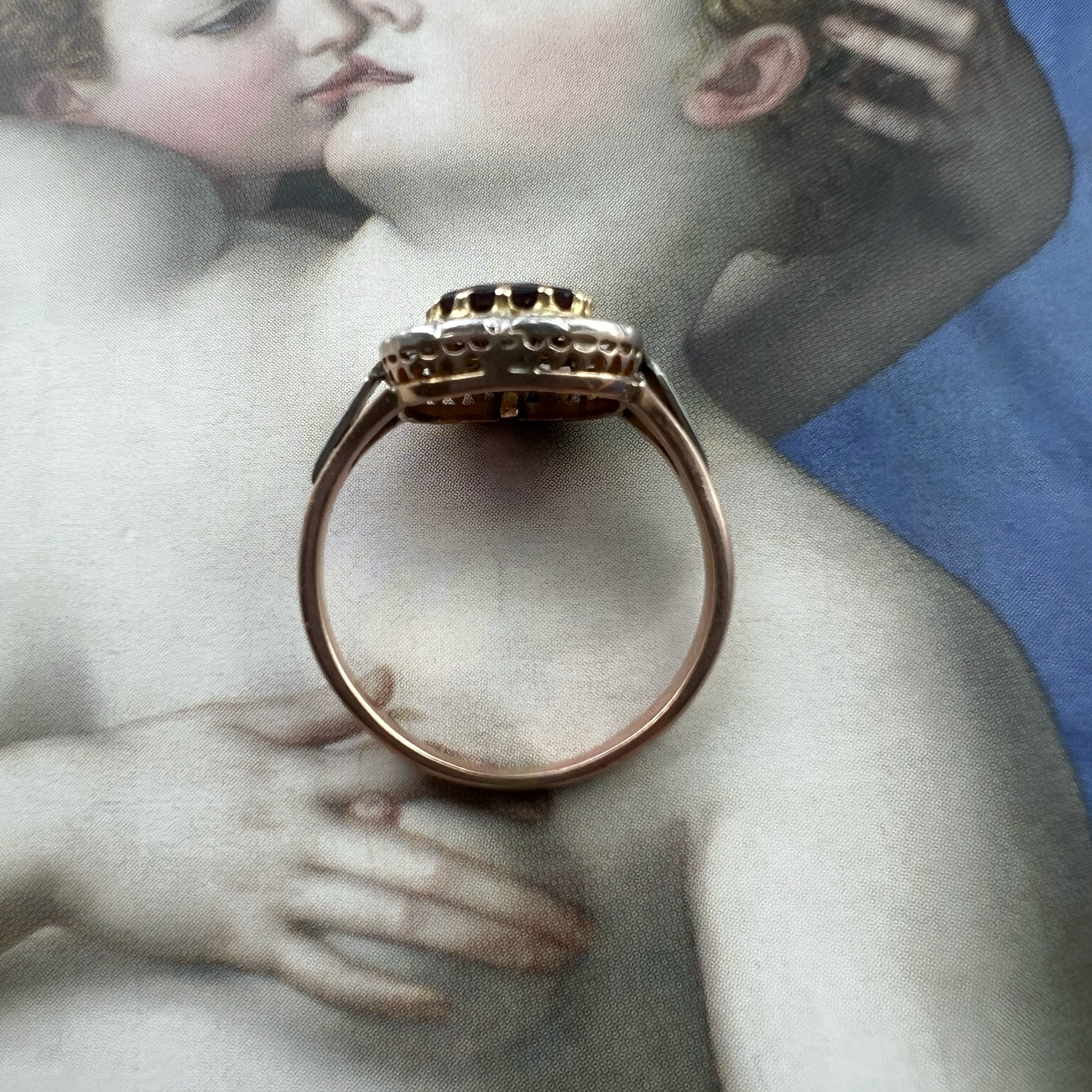 Late Victorian 18K Gold Garnet and Diamond Ring
