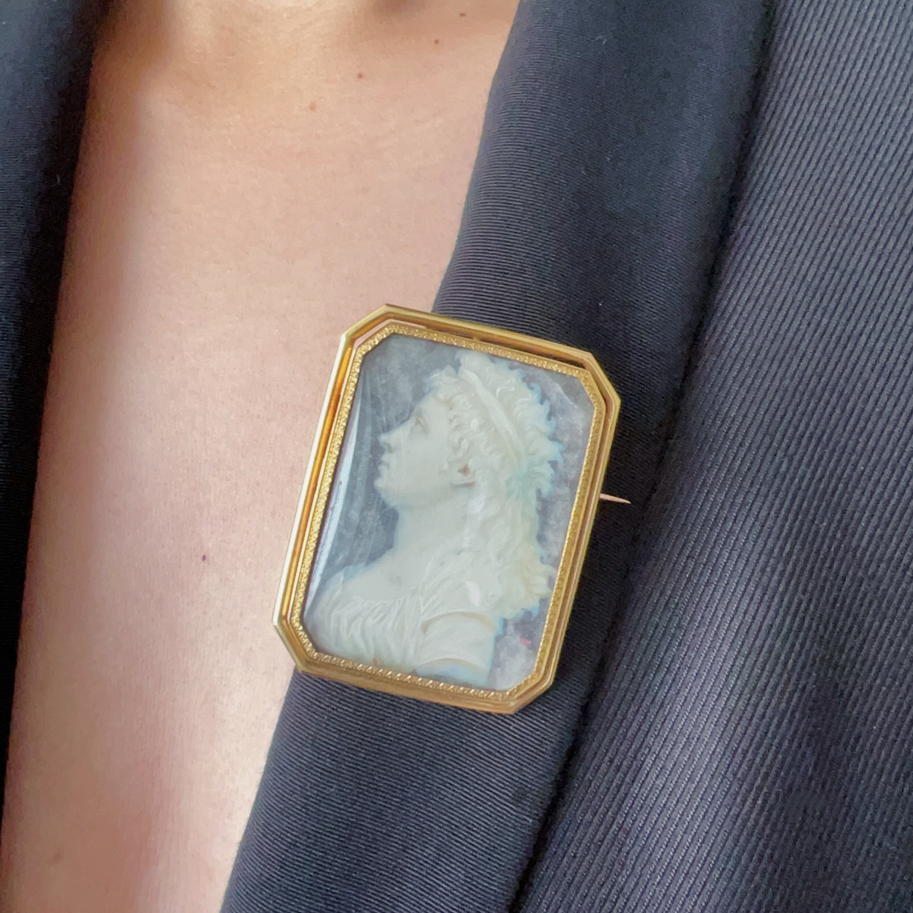 Georgian era French 18K Grisaille Miniature portrait brooch