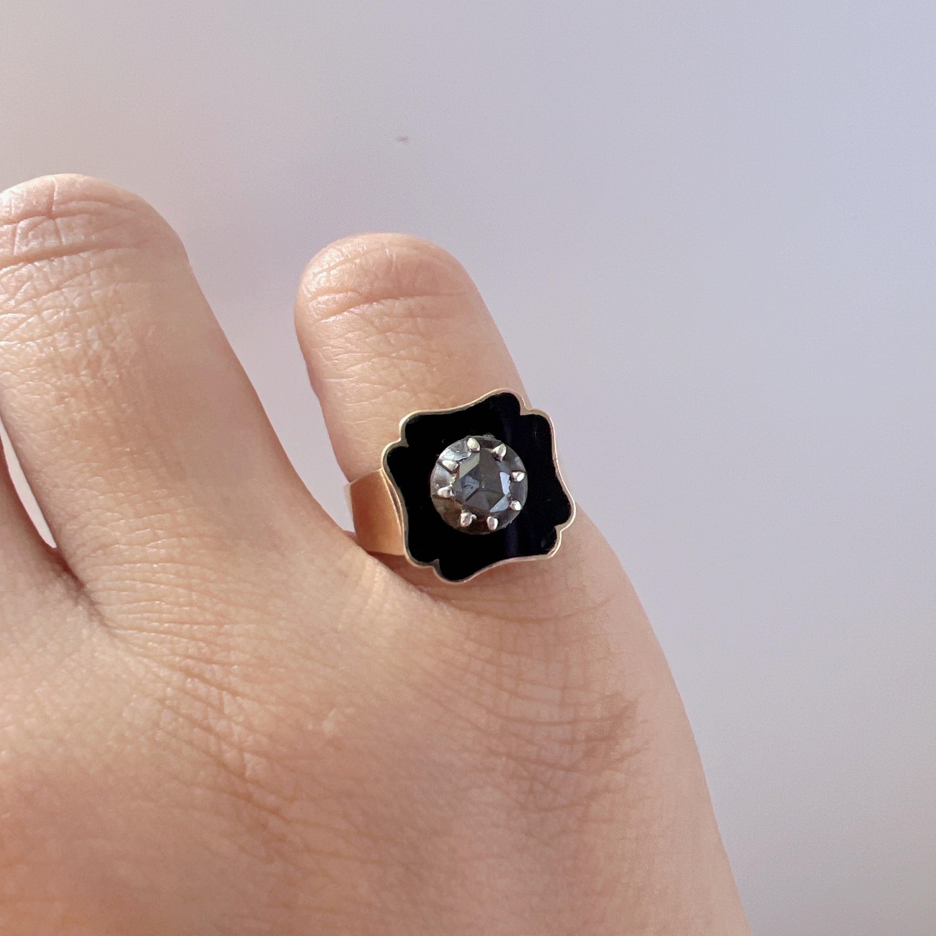 Victorian era 18K gold black enamel diamond signet ring - Curiously timeless