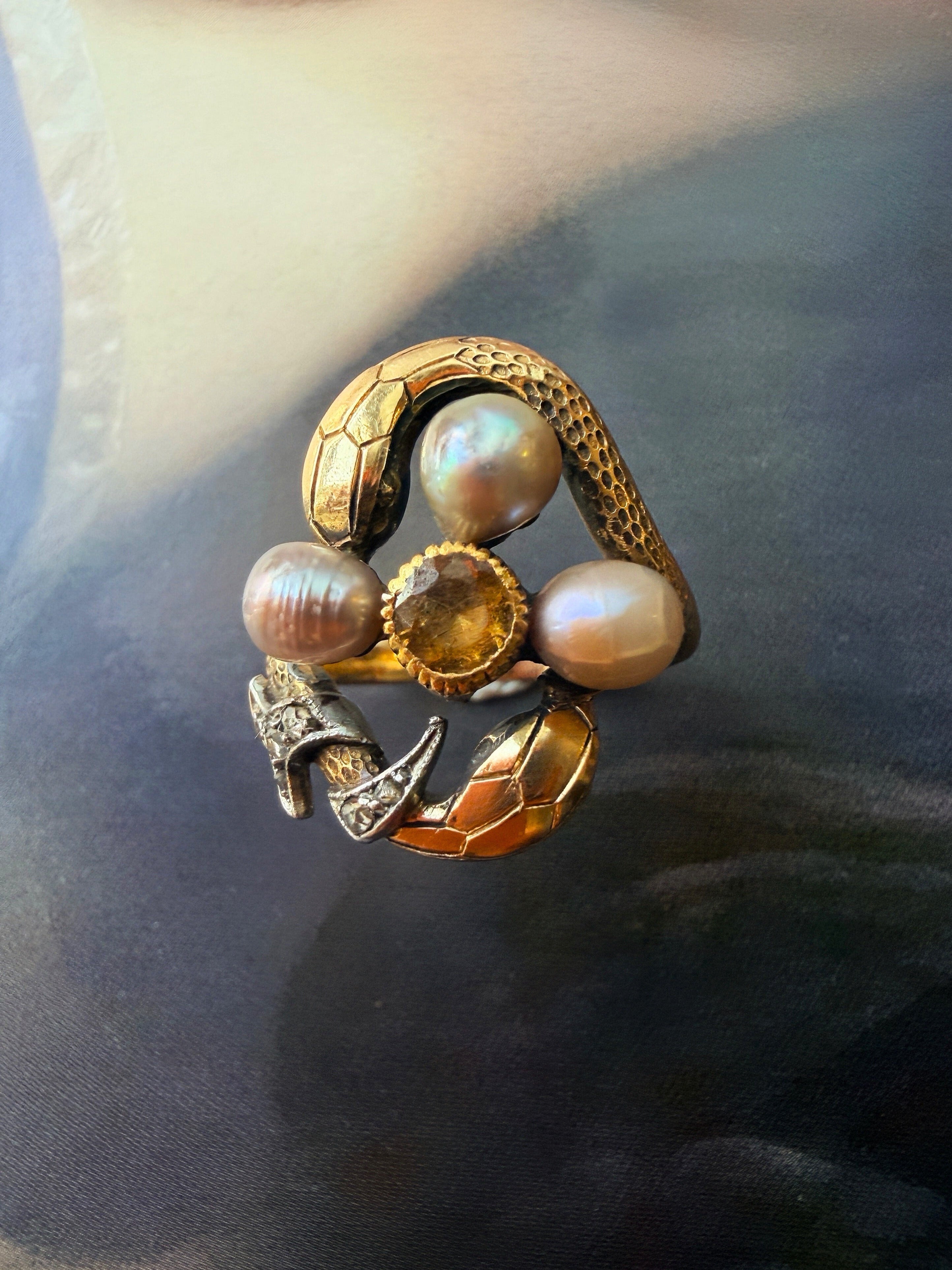 Victorian era 18K gold LFG certified natural pearl snake ring