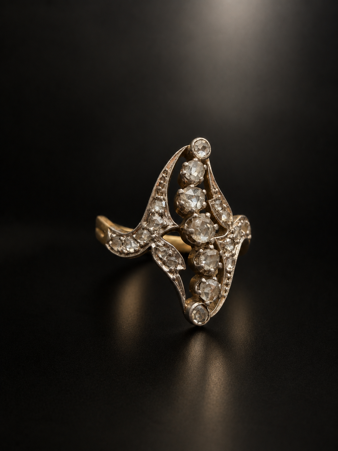 Late Victorian era 18K Gold 0.5ct rose cut diamond ring 