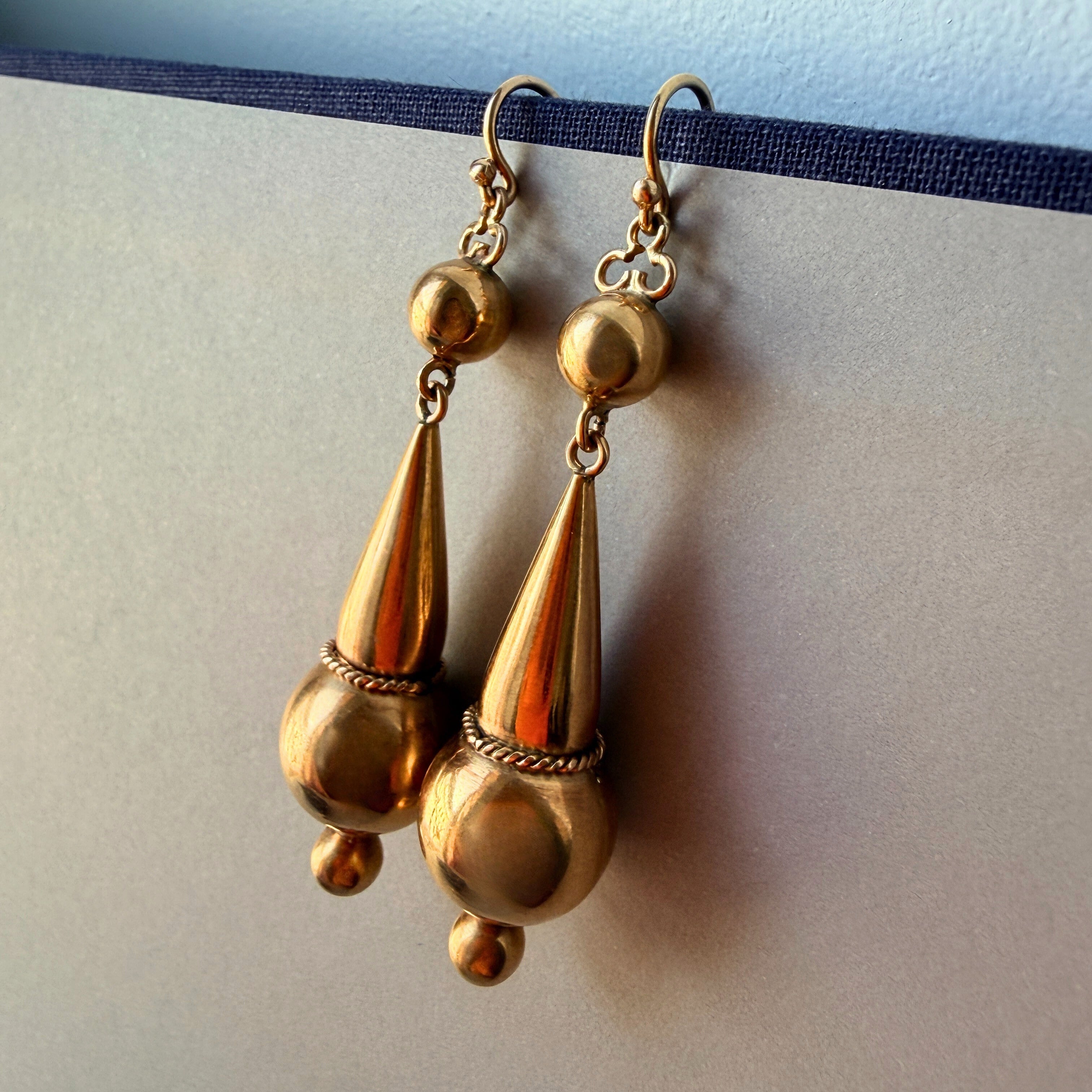 Victorian Etruscan Revival 9K gold Drop Earrings 