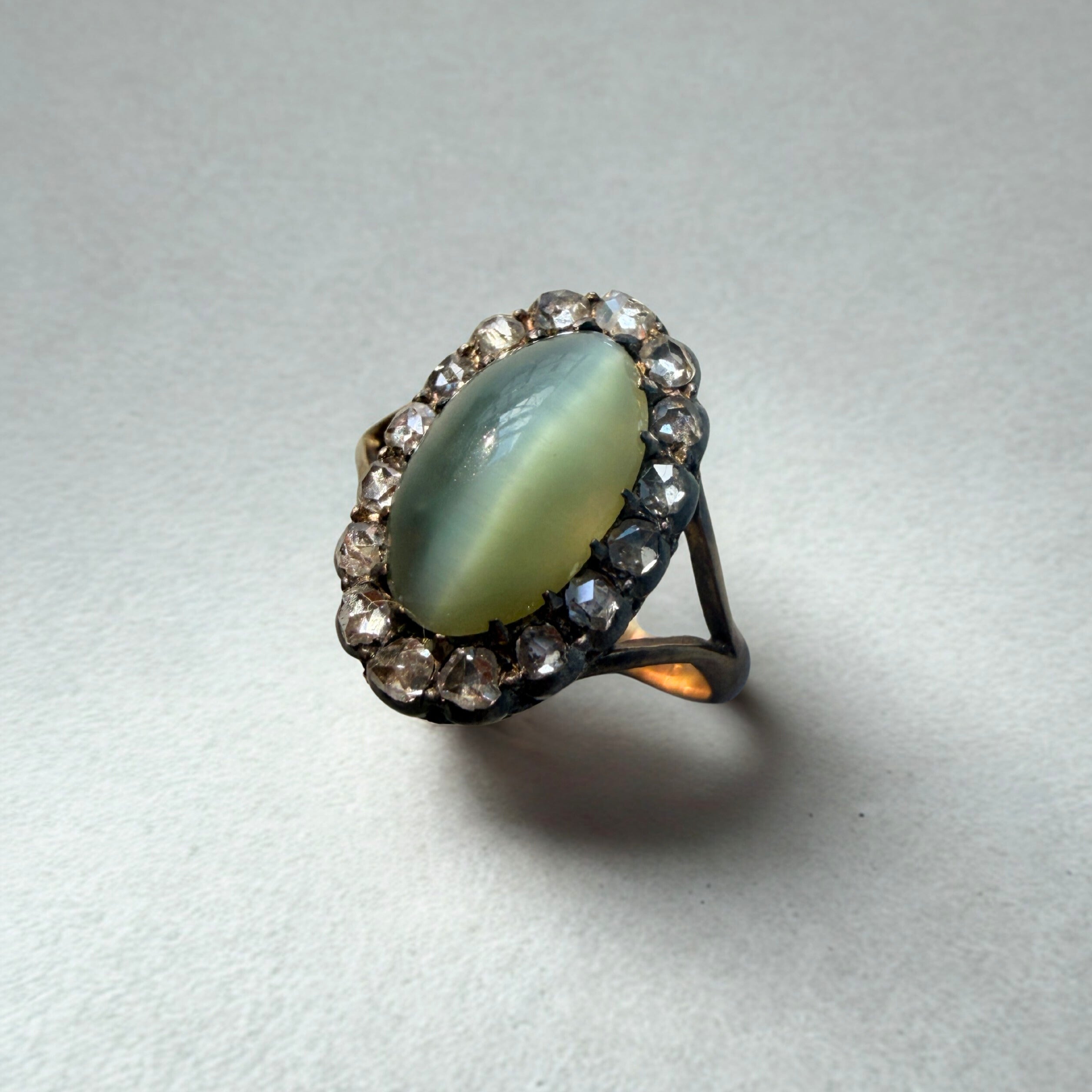 Victorian era 18K gold Cat’s Eye Diamond Ring