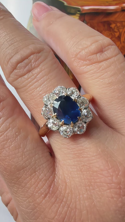 Antique 18K gold certified natural blue sapphire and diamonds ring