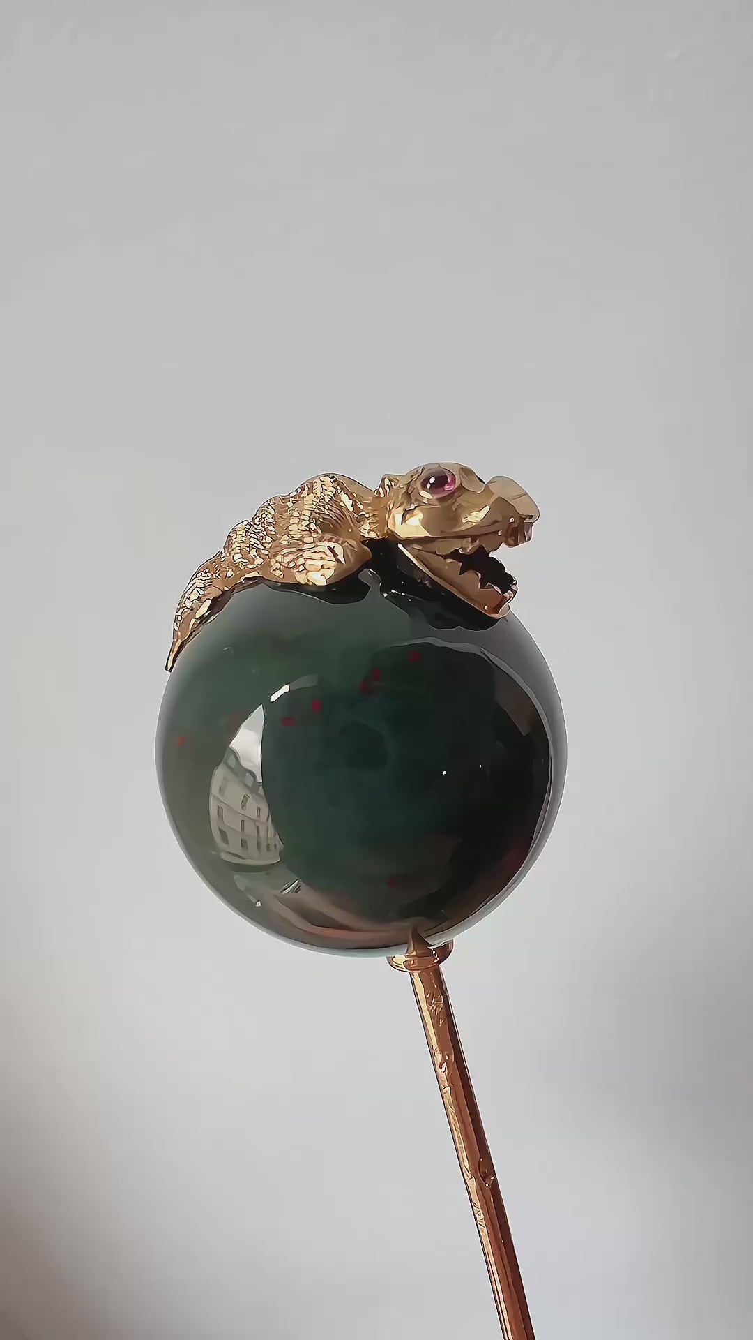 Victorian 18K Gold Bloodstone Crocodile/Lizard Stick Pin 