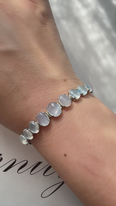 Vintage Silver Moonstone cabochon Bracelet