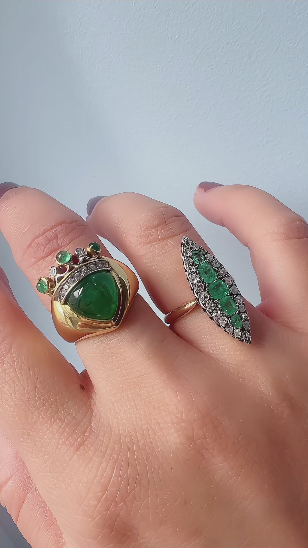 Maria Grazia Baldan 18K yellow gold Emerald & Diamonds crowned heart Ring