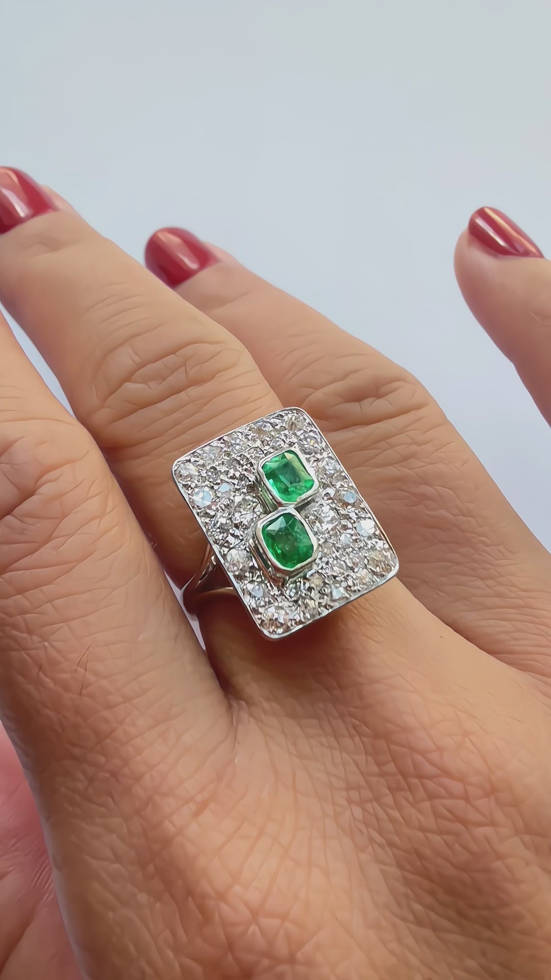 French Art Deco 18K gold Diamond & Emerald Ring